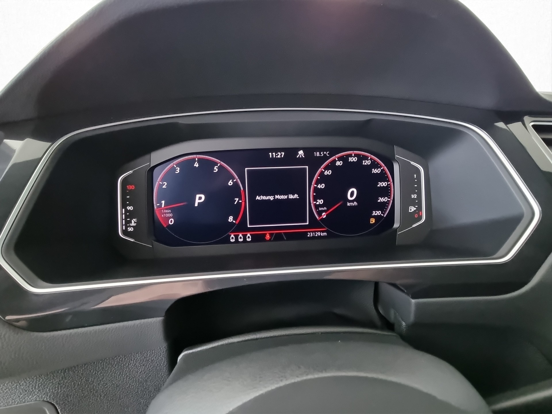 VW Tiguan 2.0TSI R 4Motion DSG-image-10