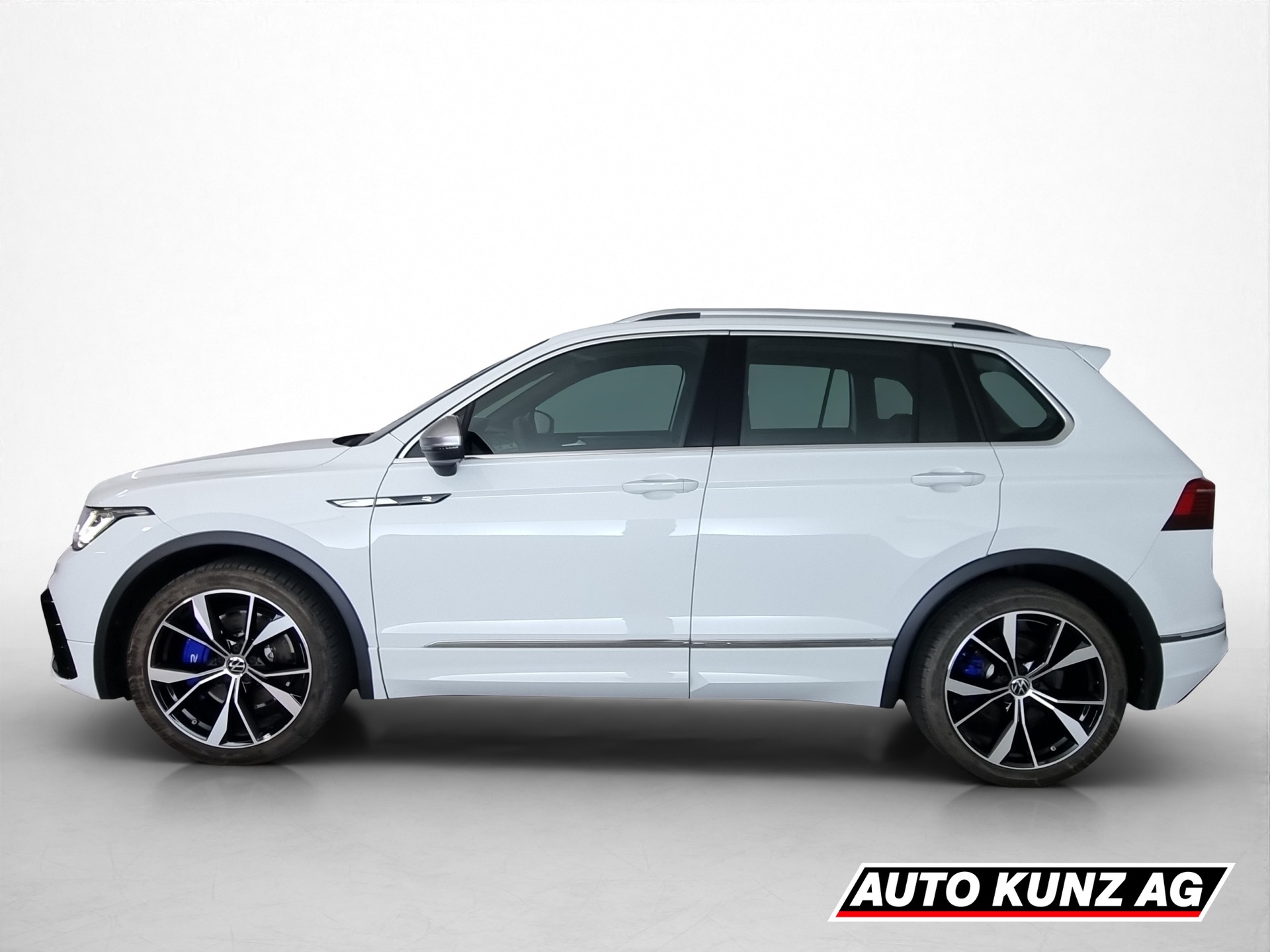 VW Tiguan 2.0TSI R 4Motion DSG-image-2