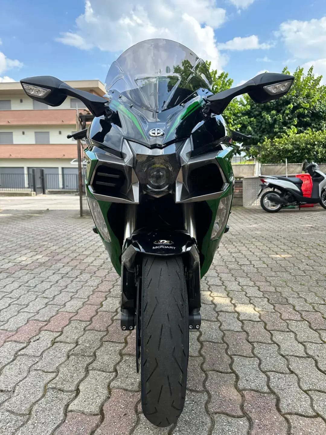 KAWASAKI Ninja H2 SX SE ABS-image-2