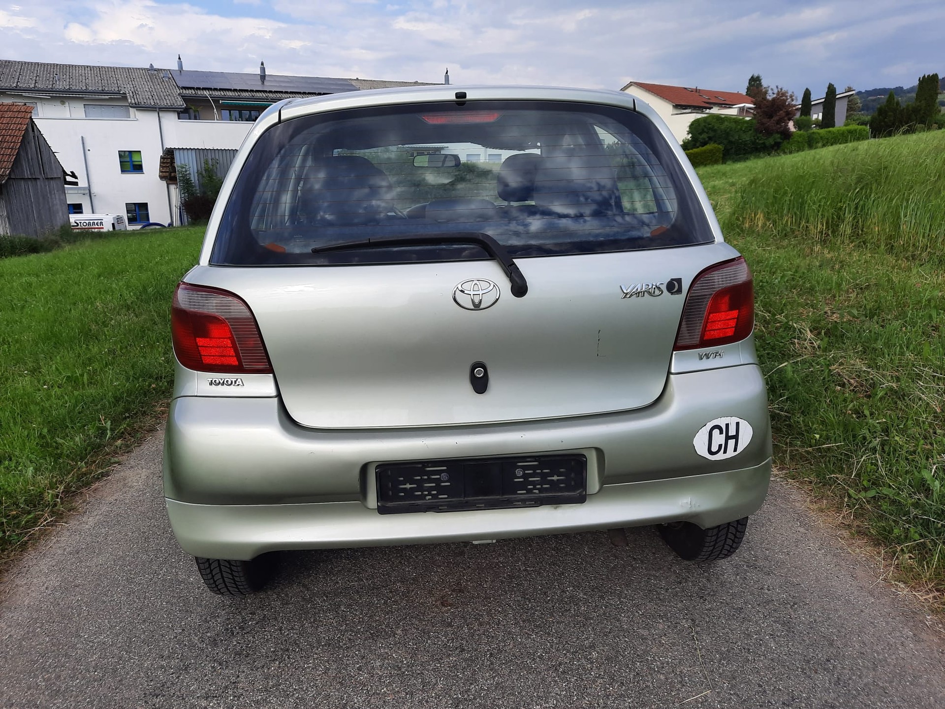 TOYOTA Yaris 1.3 Linea Luna-image-7