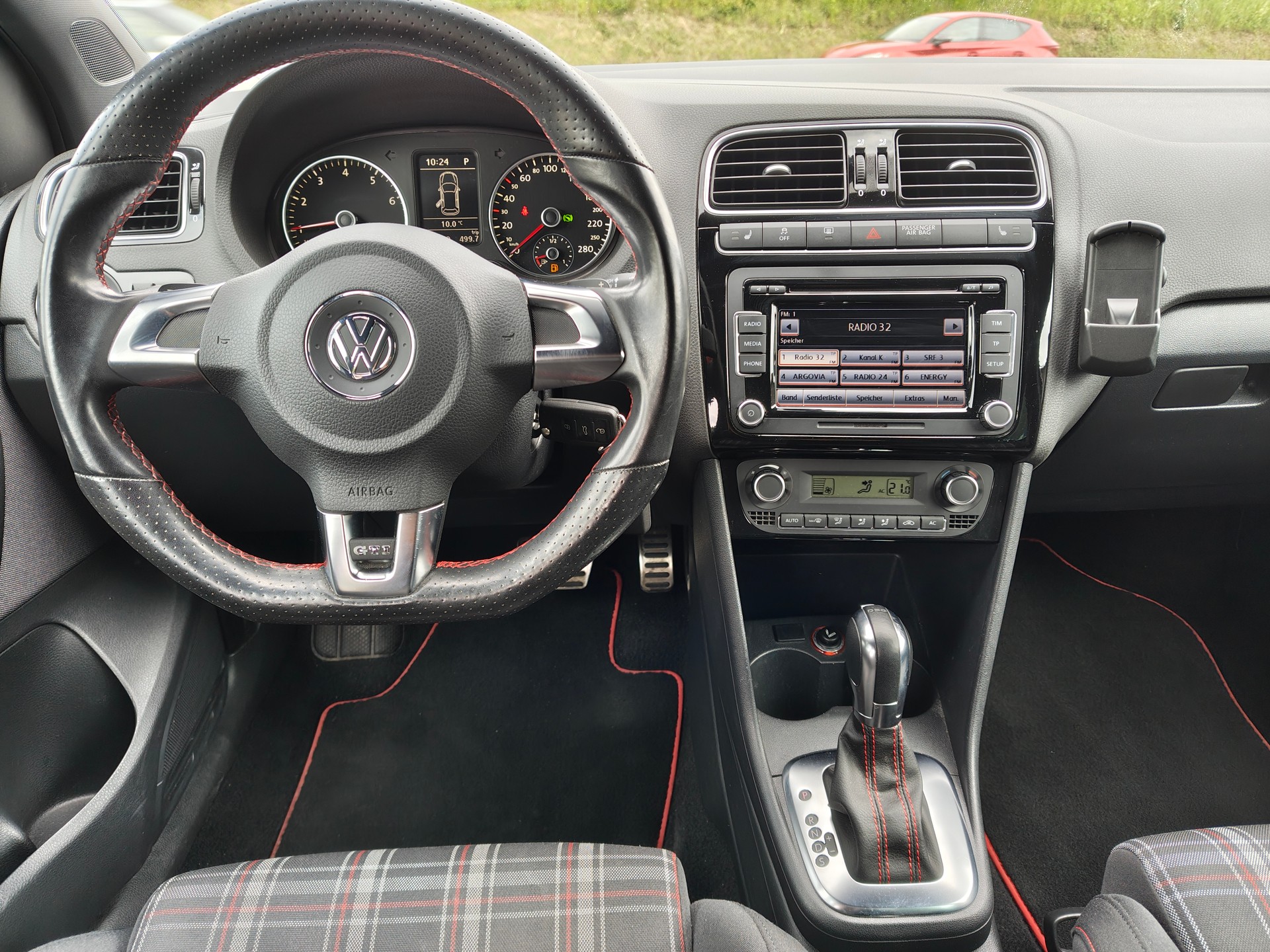 VW Polo 1.4 TSI GTI DSG-image-8