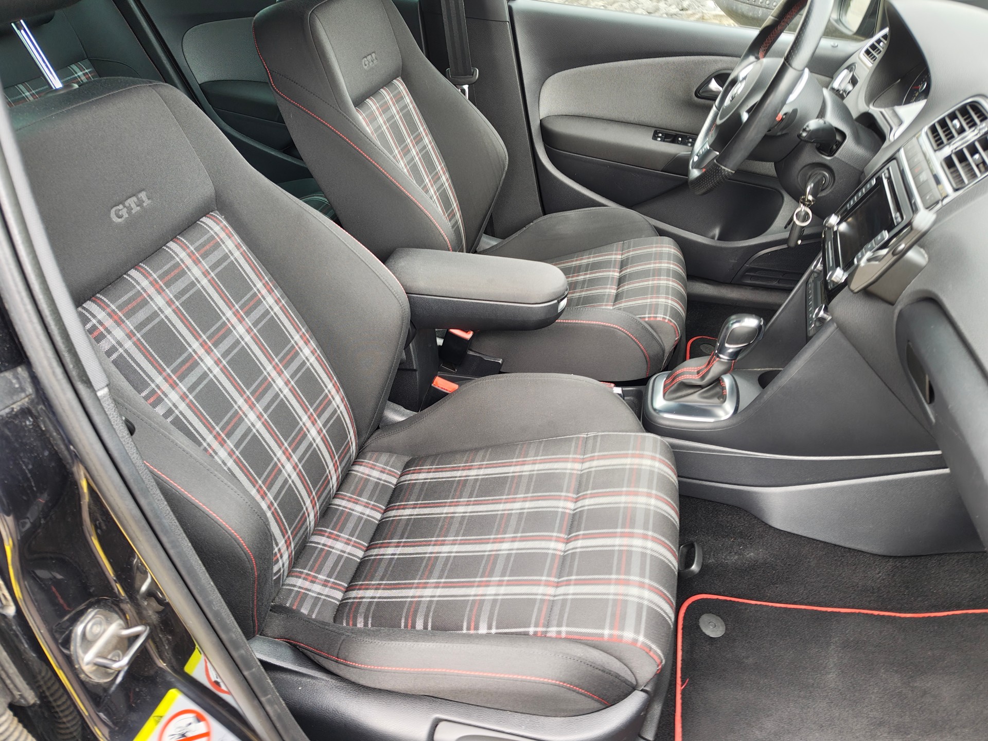 VW Polo 1.4 TSI GTI DSG-image-11