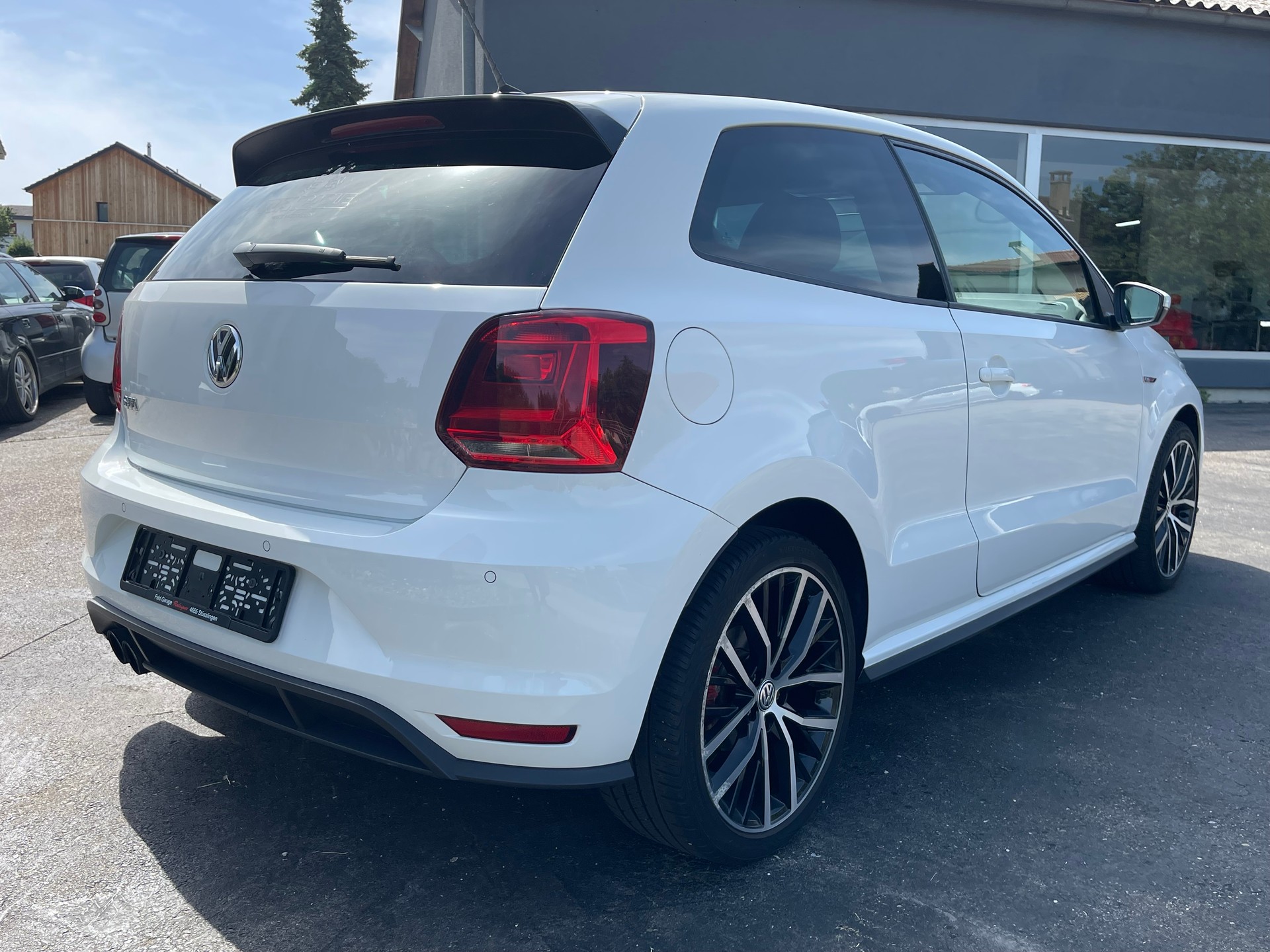 VW Polo 1.8 TSI GTI-image-8