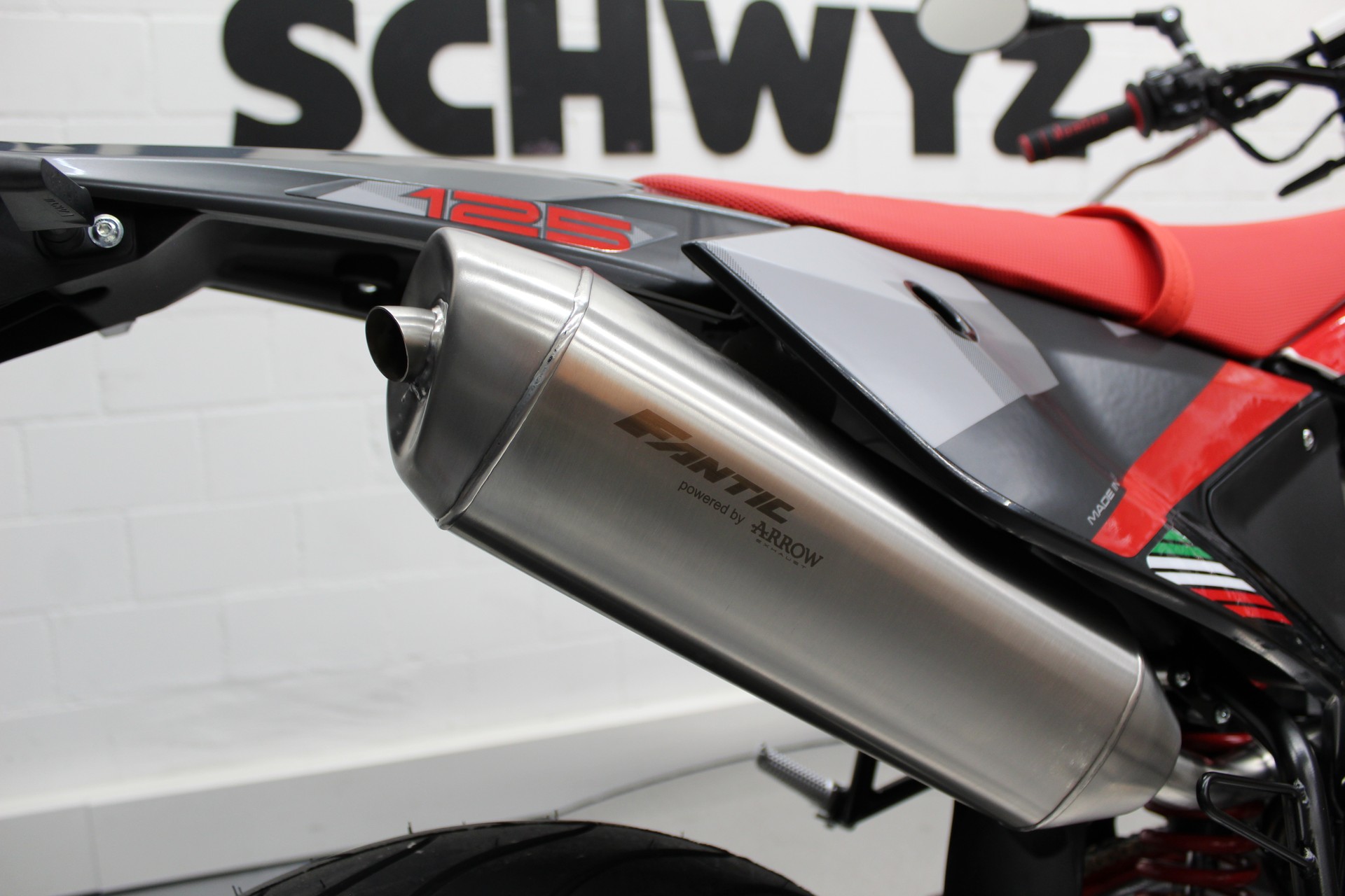 FANTIC XMF 125 PERFORMANCE-image-4