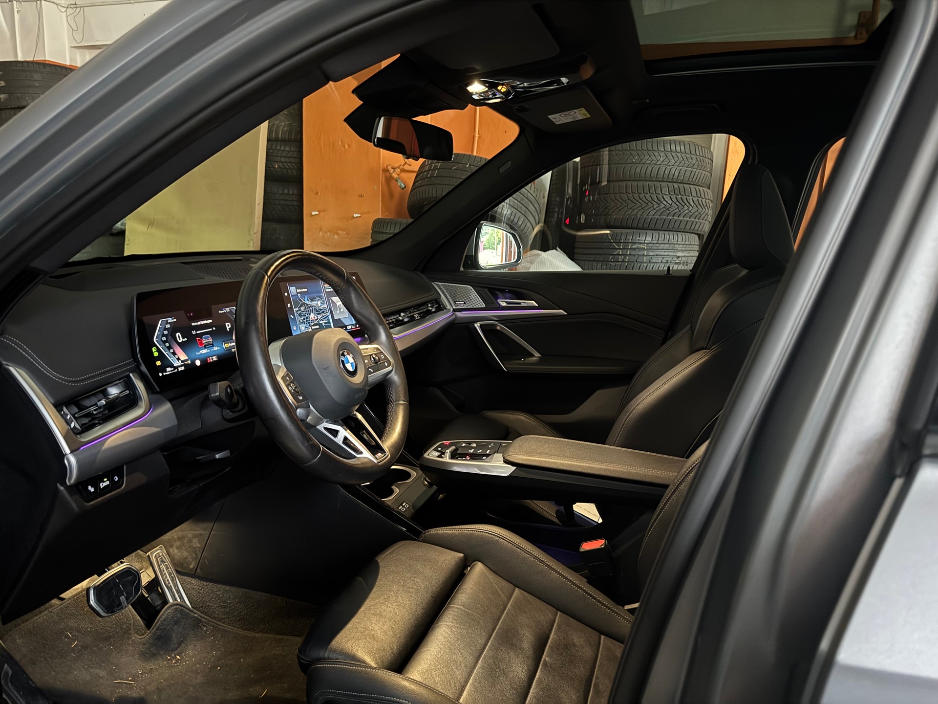 BMW X1 xDrive 23i 48V M Sport-image-10