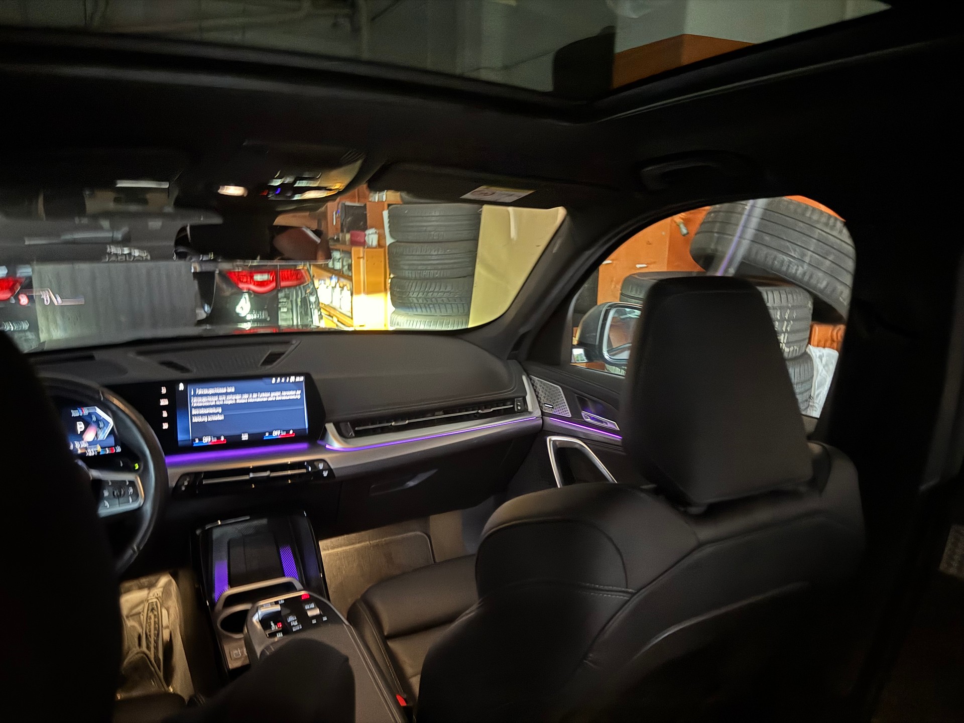 BMW X1 xDrive 23i 48V M Sport-image-11