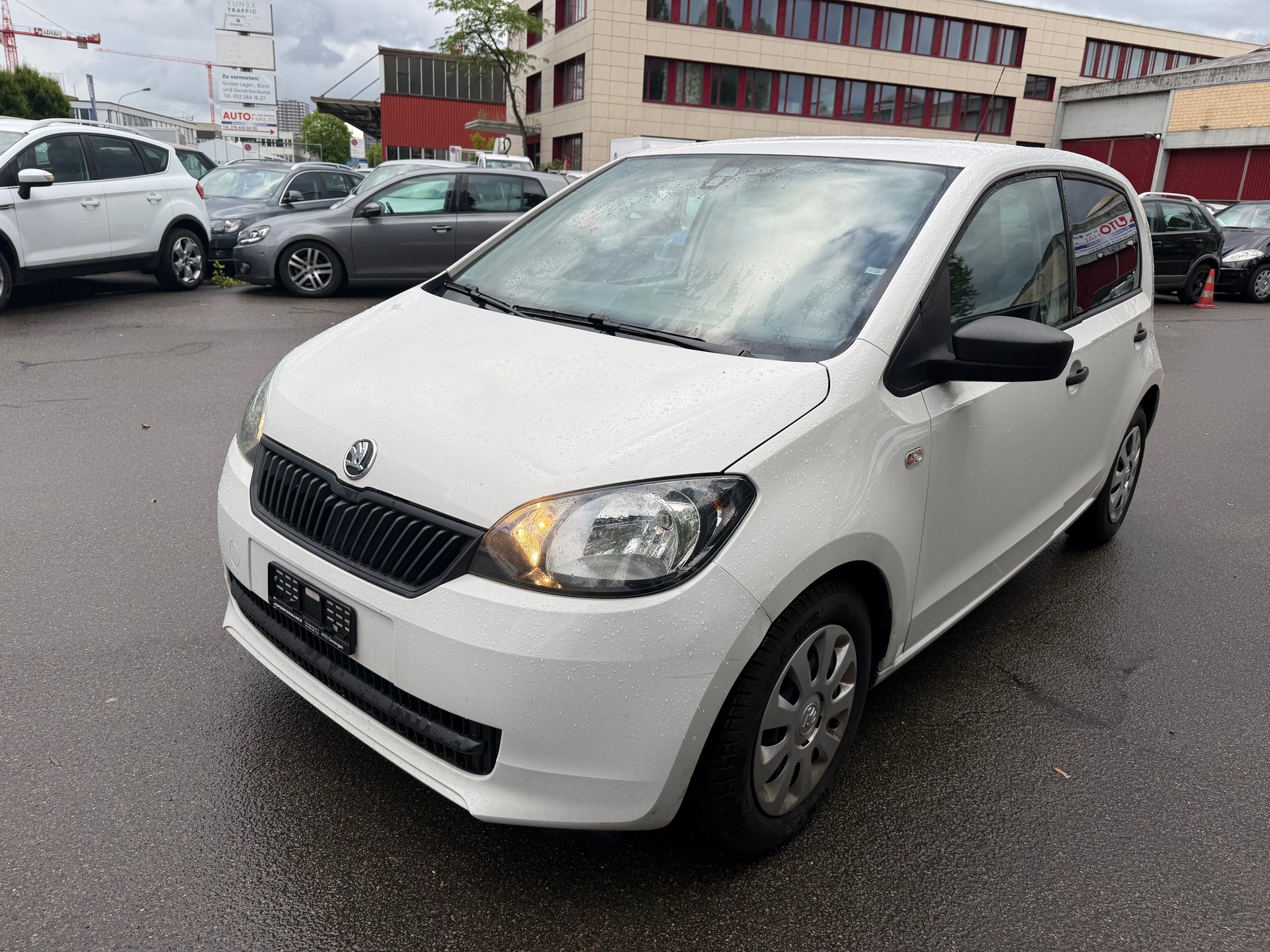 SKODA 1.0-image-0