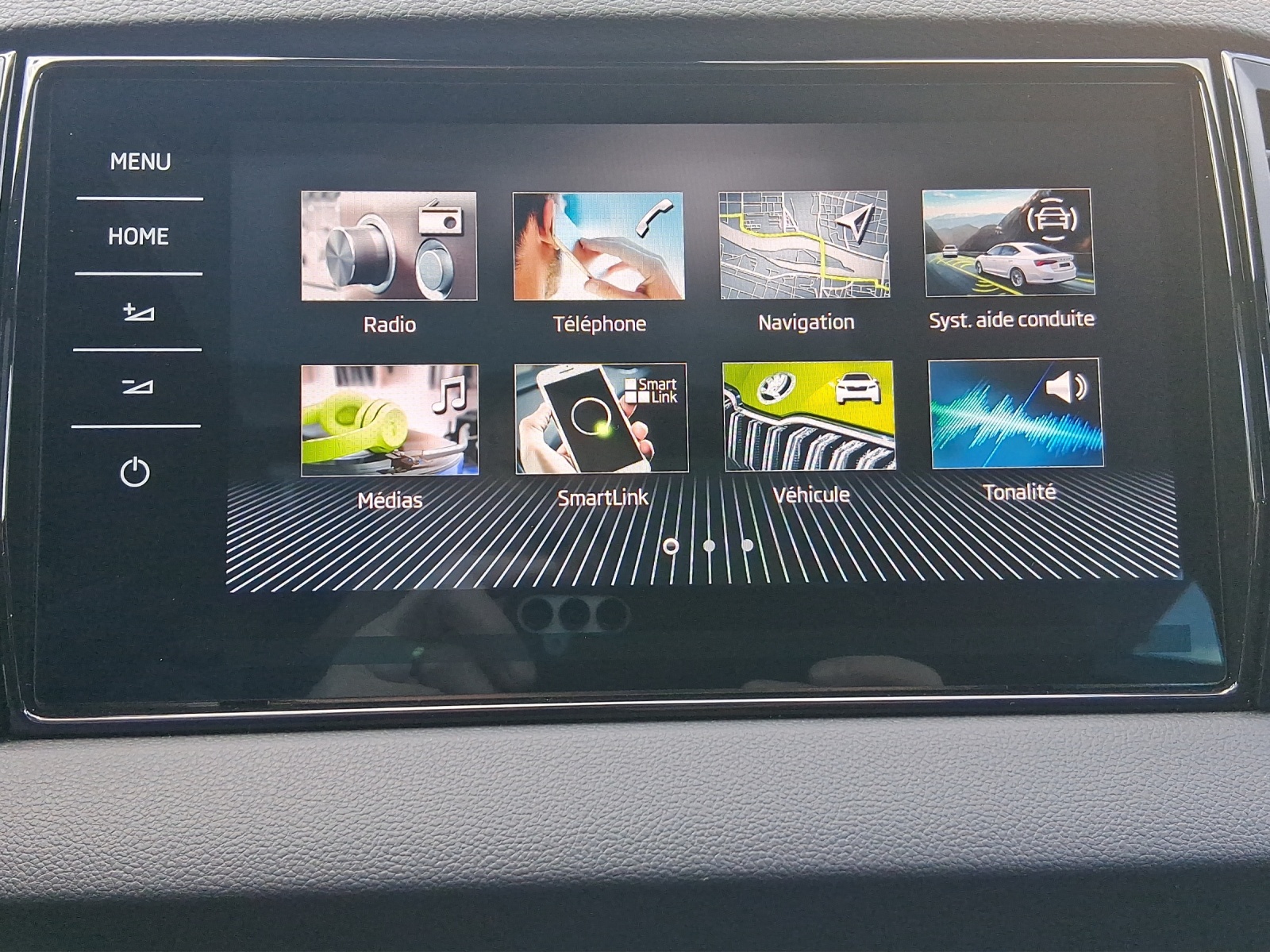 SKODA Karoq 2.0 TSI SportLine 4x4 DSG-image-14