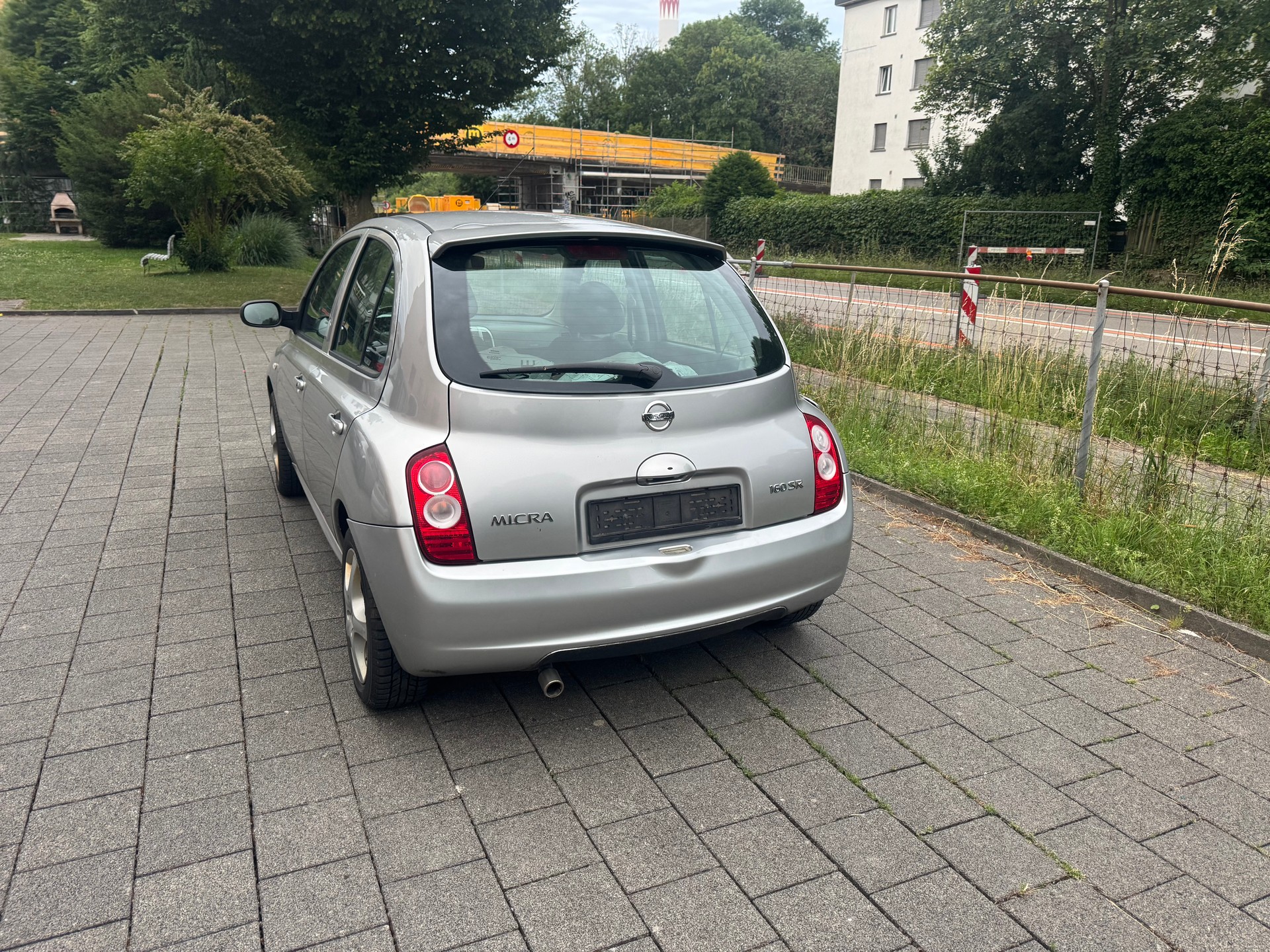 NISSAN Micra 1.6 SR Pack-image-4