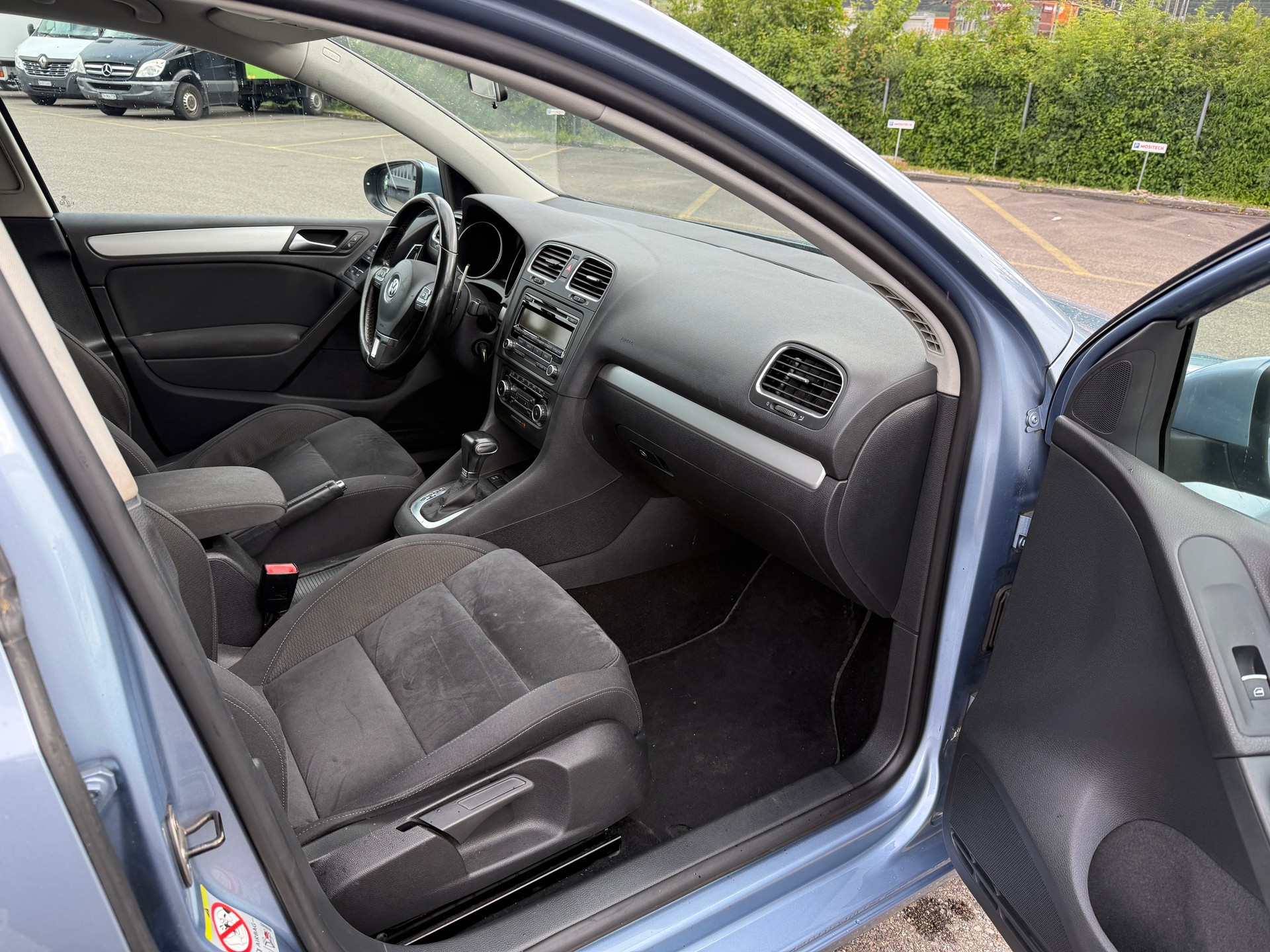 VW Golf 1.4 TSI Highline DSG-image-11