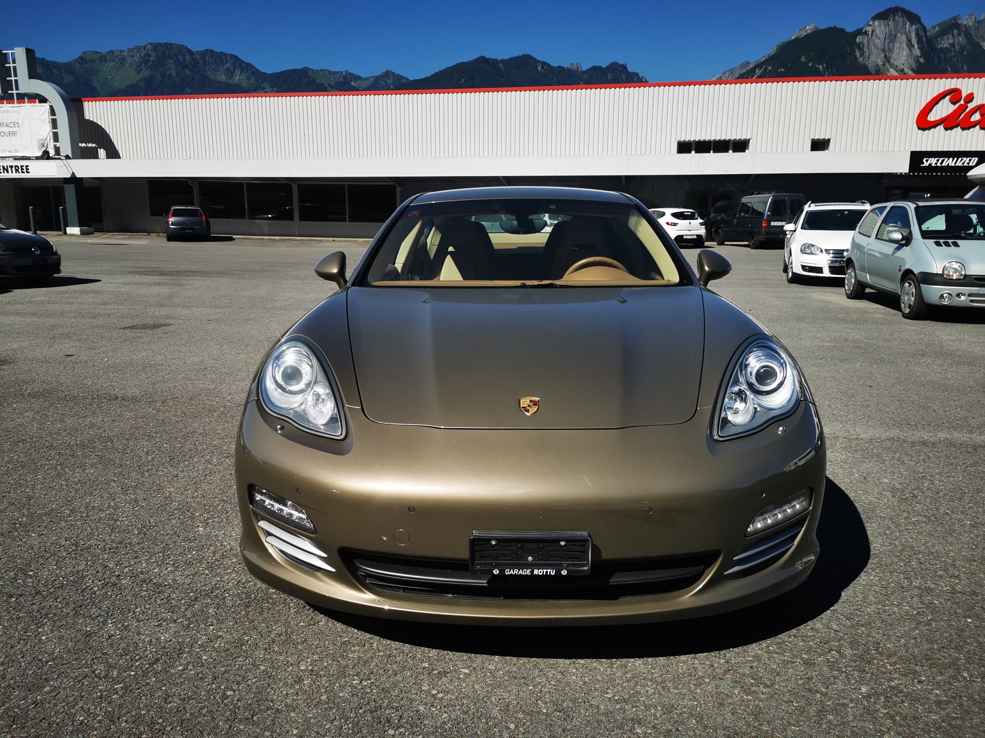 PORSCHE Panamera 4 3.6 PDK-image-2
