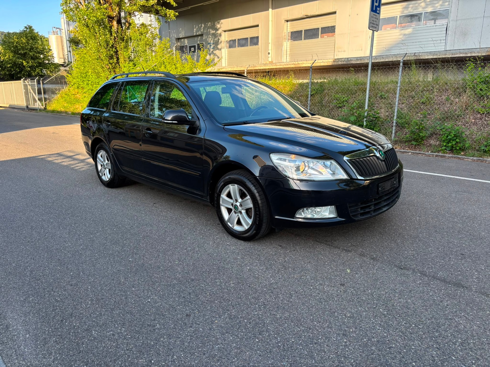 SKODA Octavia 1.6 TDI Elegance DSG-image-4