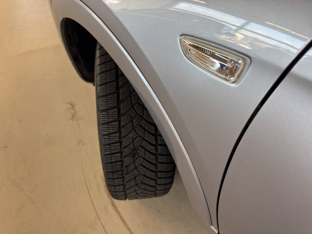 OPEL Grandland 1.6 Hybrid Elegance Automatik-image-12