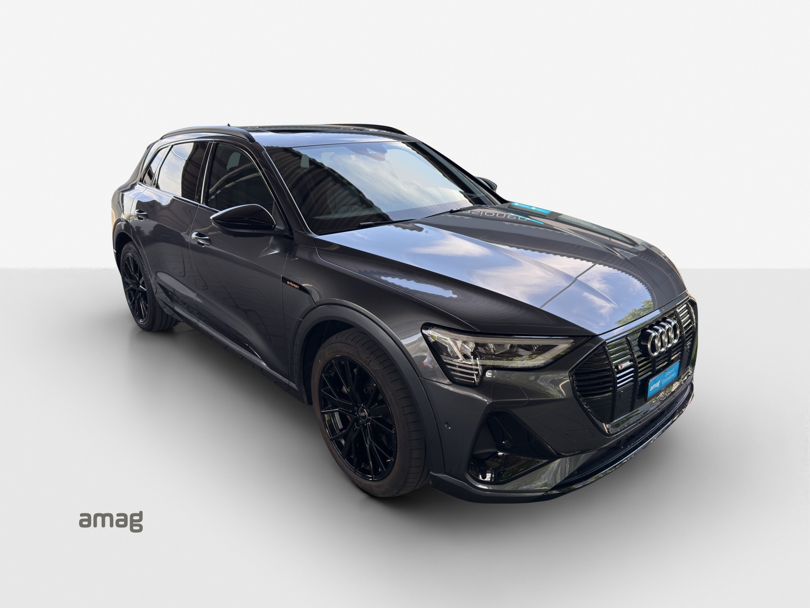 AUDI e-tron 55 S Line Black Edition quattro-image-6