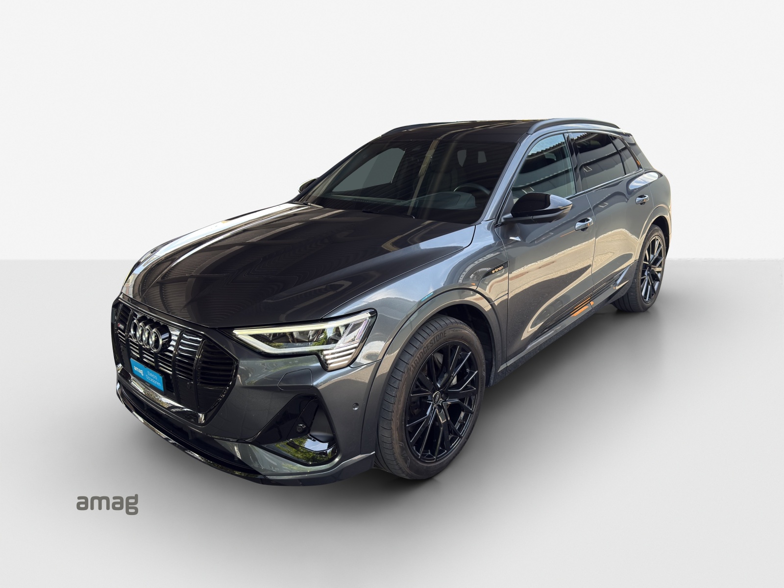AUDI e-tron 55 S Line Black Edition quattro-image-0