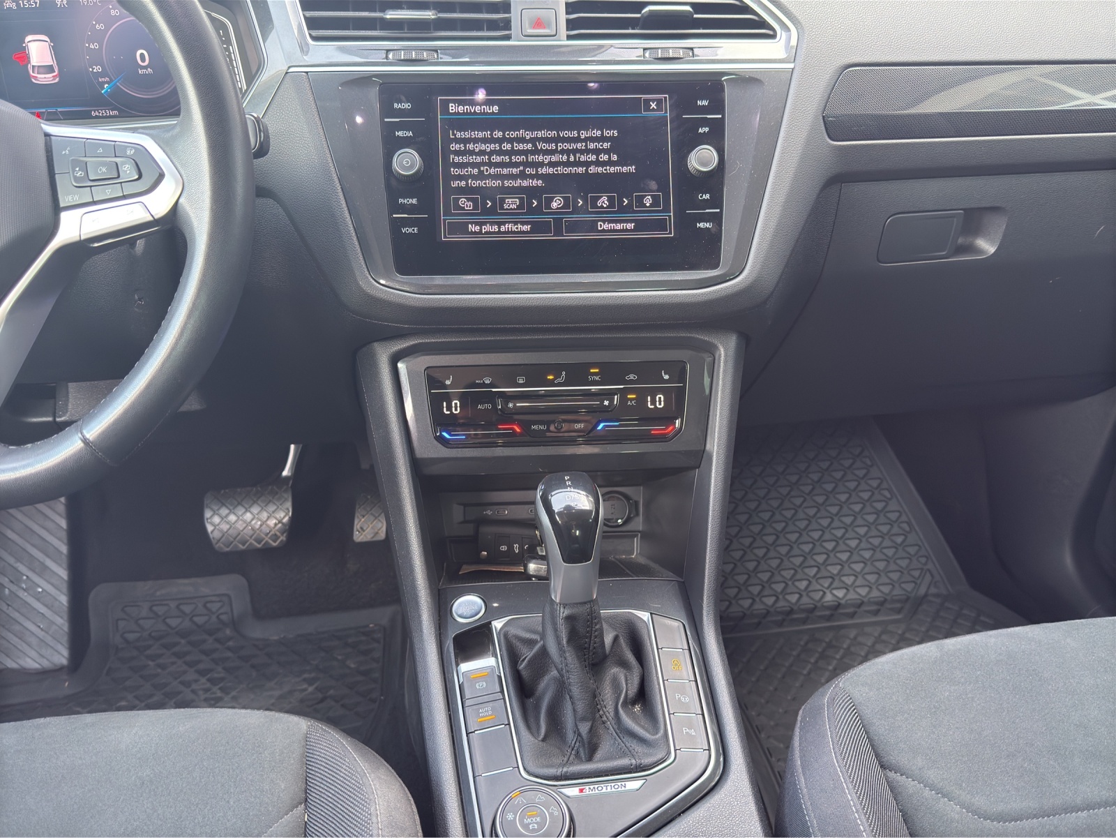 VW Tiguan 2.0 TDI SCR Elegance 4Motion DSG-image-10