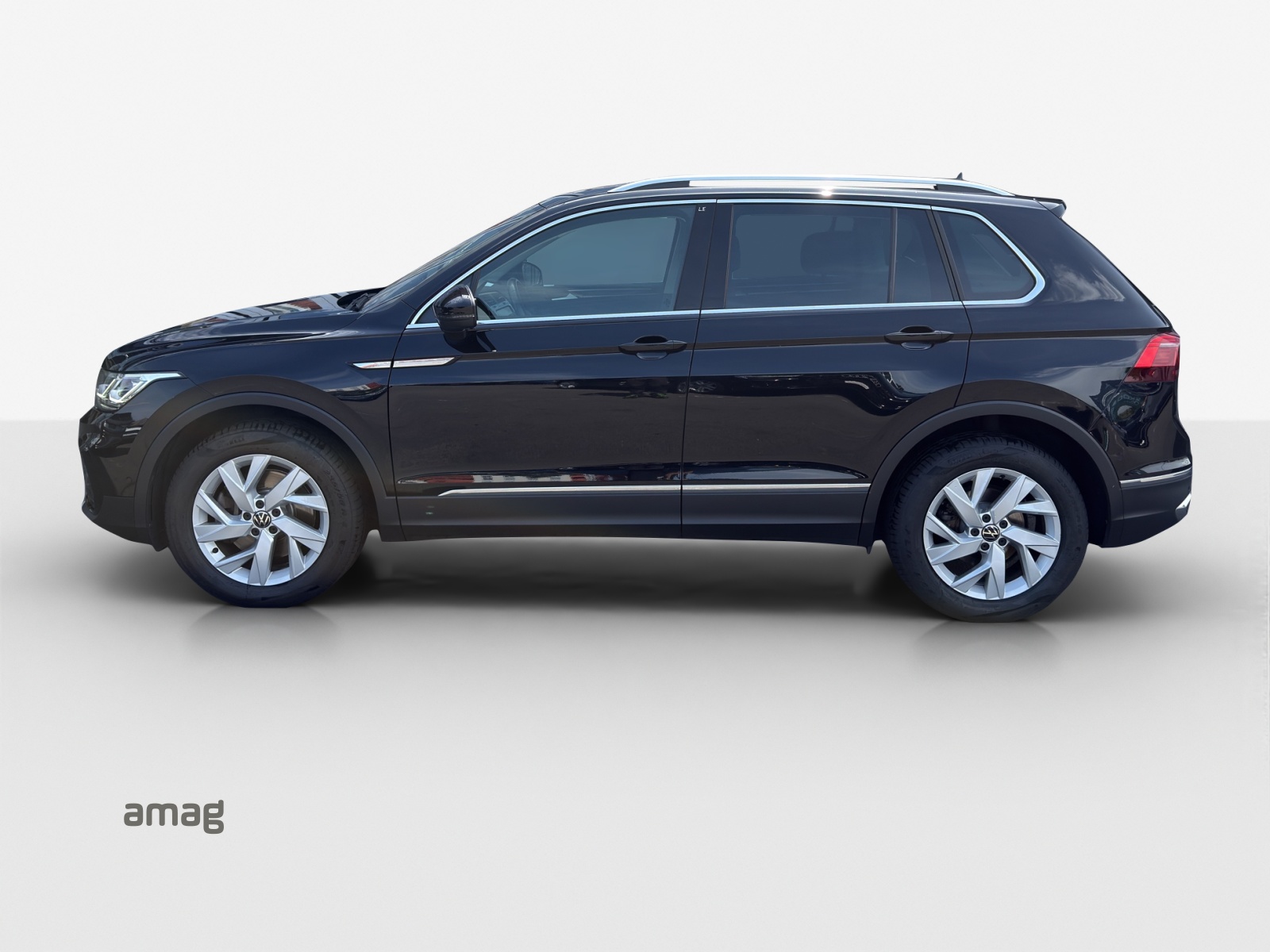 VW Tiguan 2.0 TDI SCR Elegance 4Motion DSG-image-1