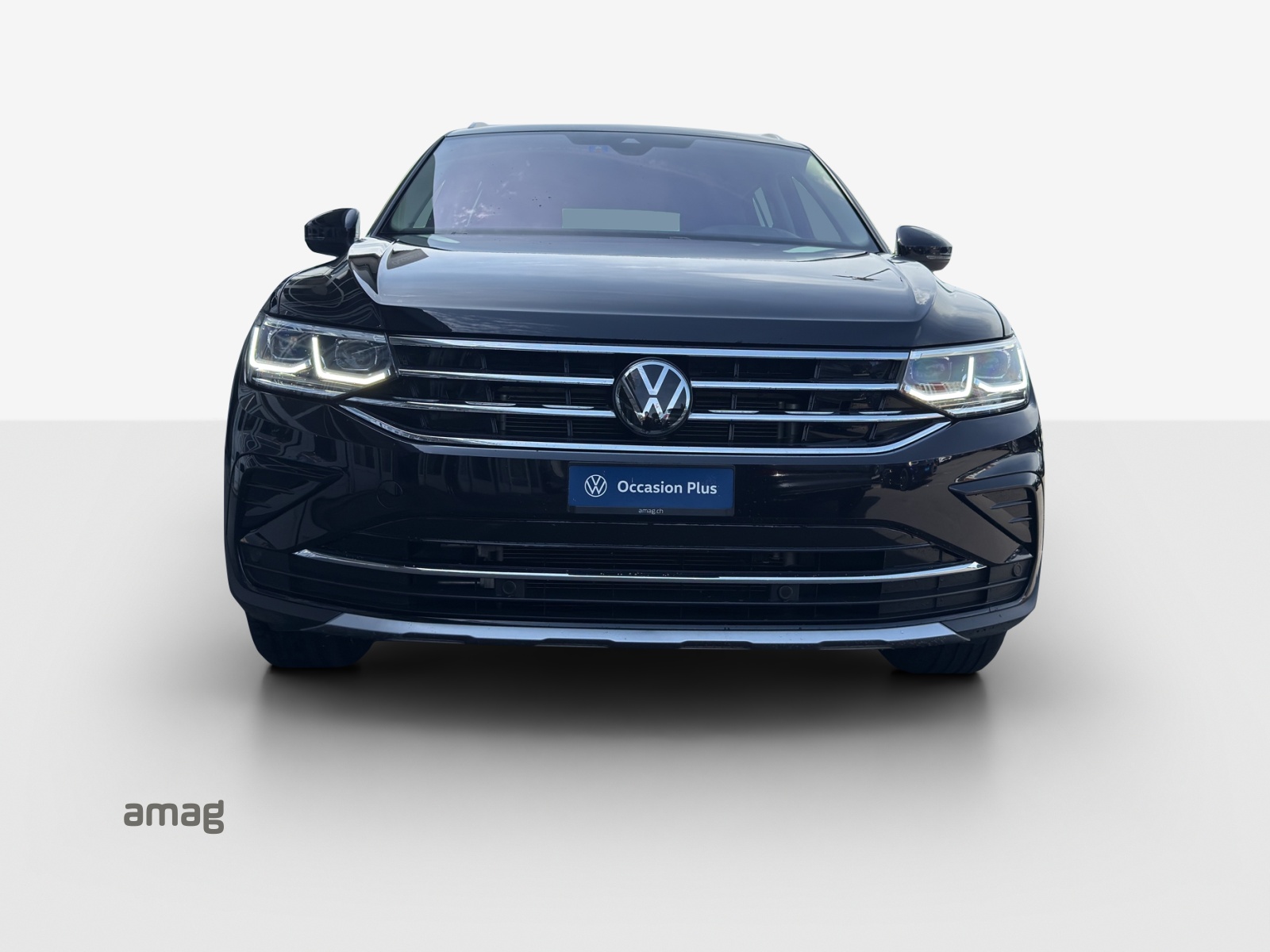 VW Tiguan 2.0 TDI SCR Elegance 4Motion DSG-image-6