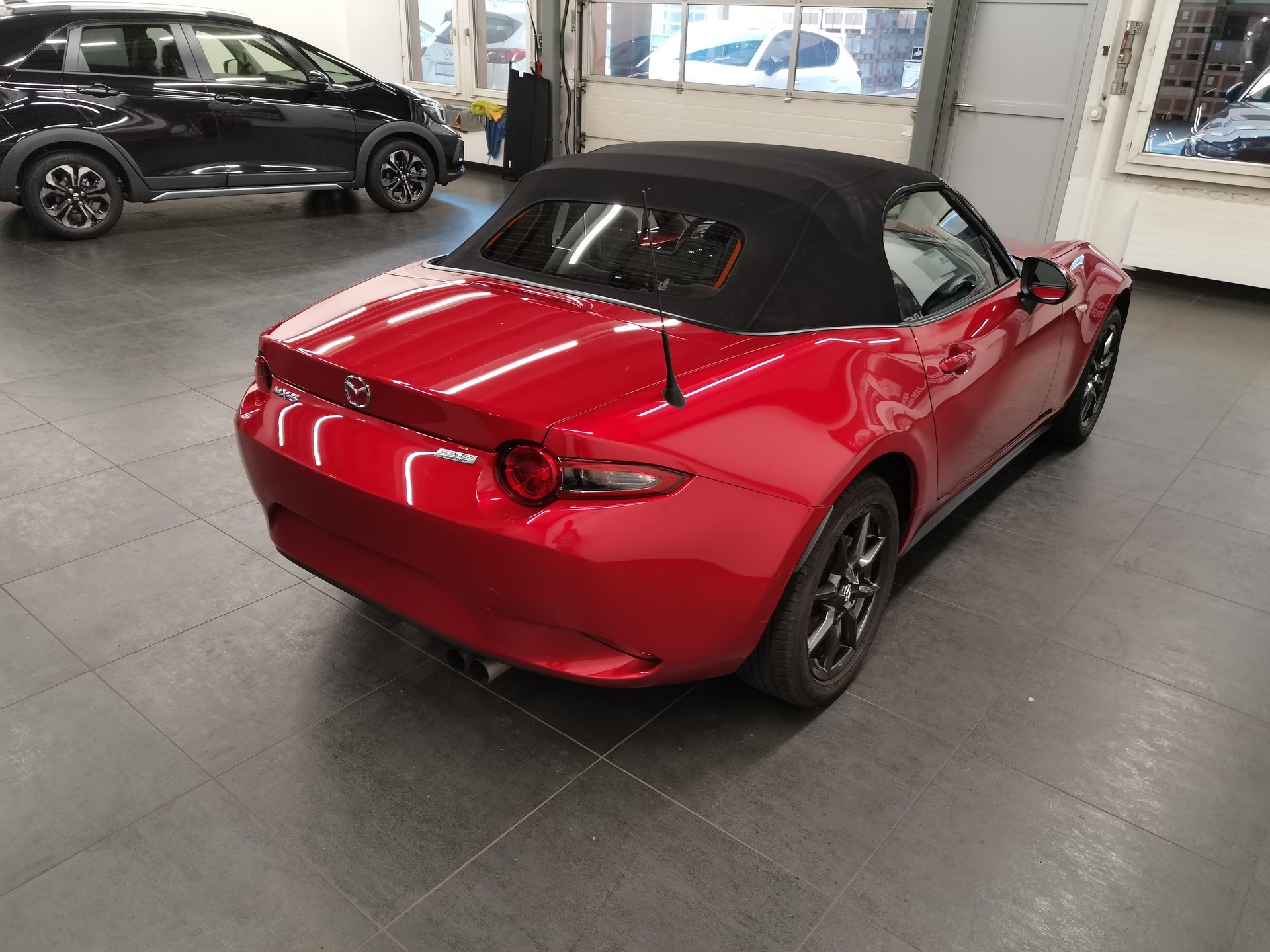 MAZDA MX-5 1.5 Ambition-image-4