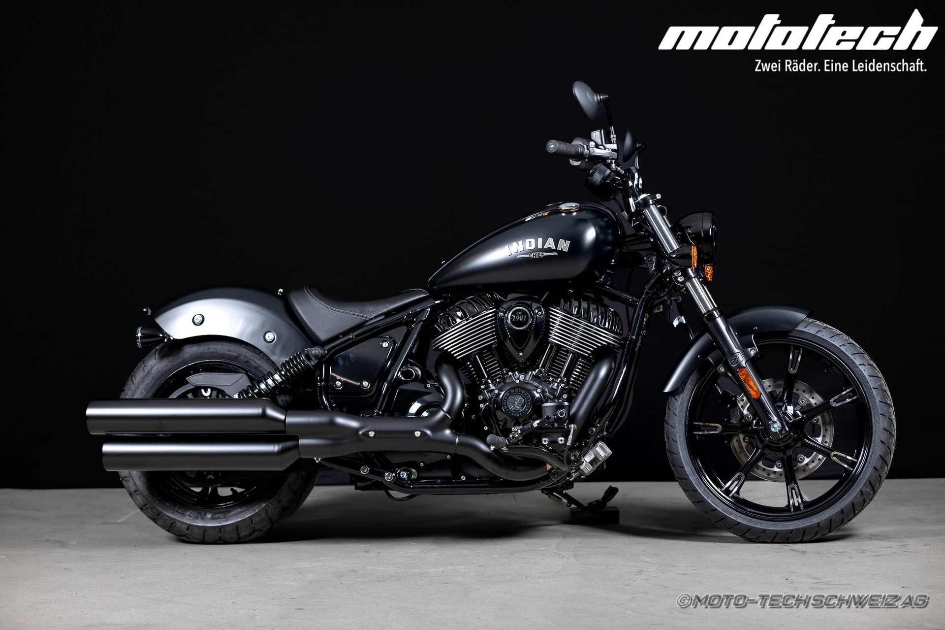 INDIAN Chief Dark Horse-image-0