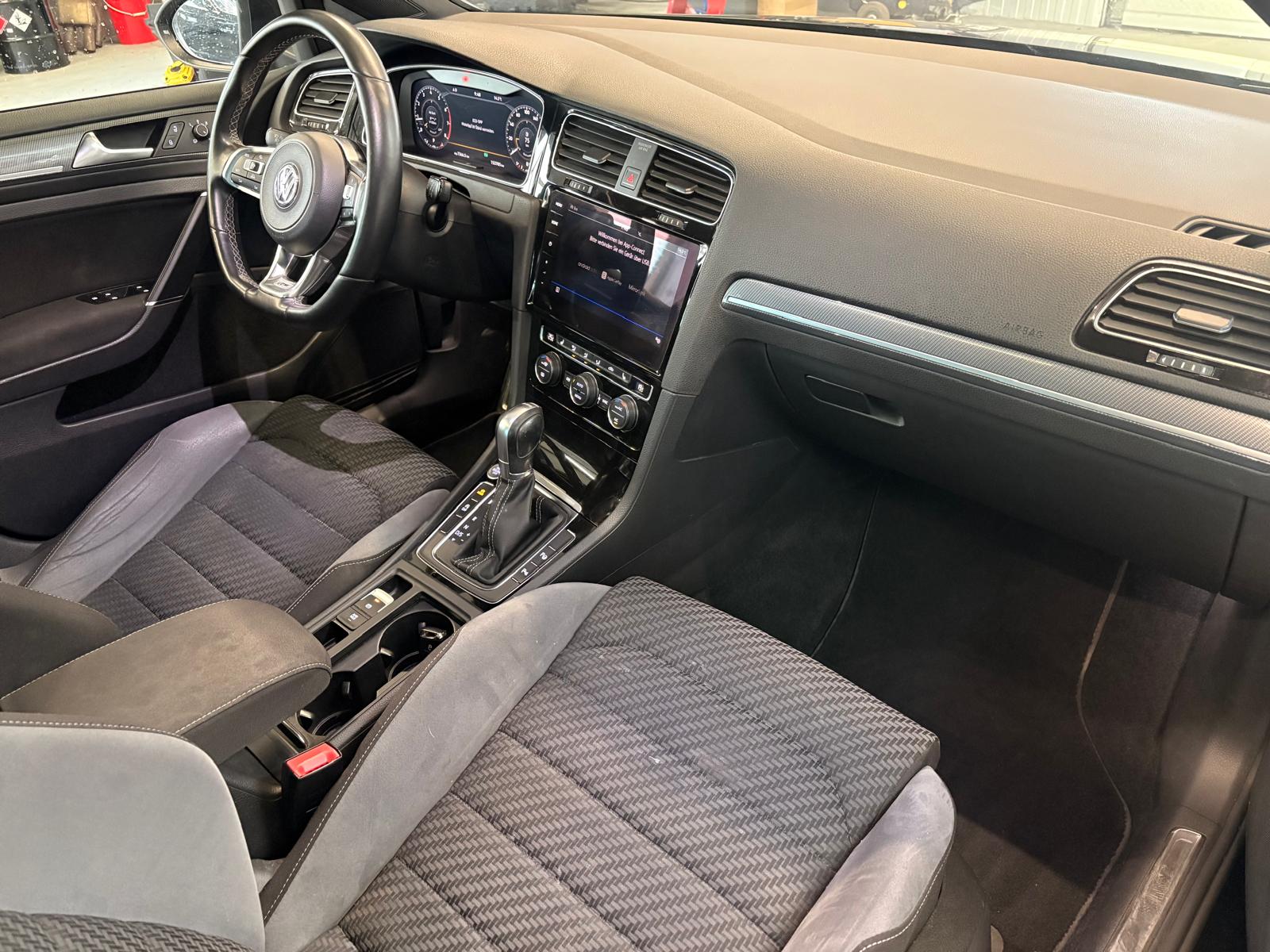 VW Golf 1.5 TSI EVO Comfortline DSG-image-7
