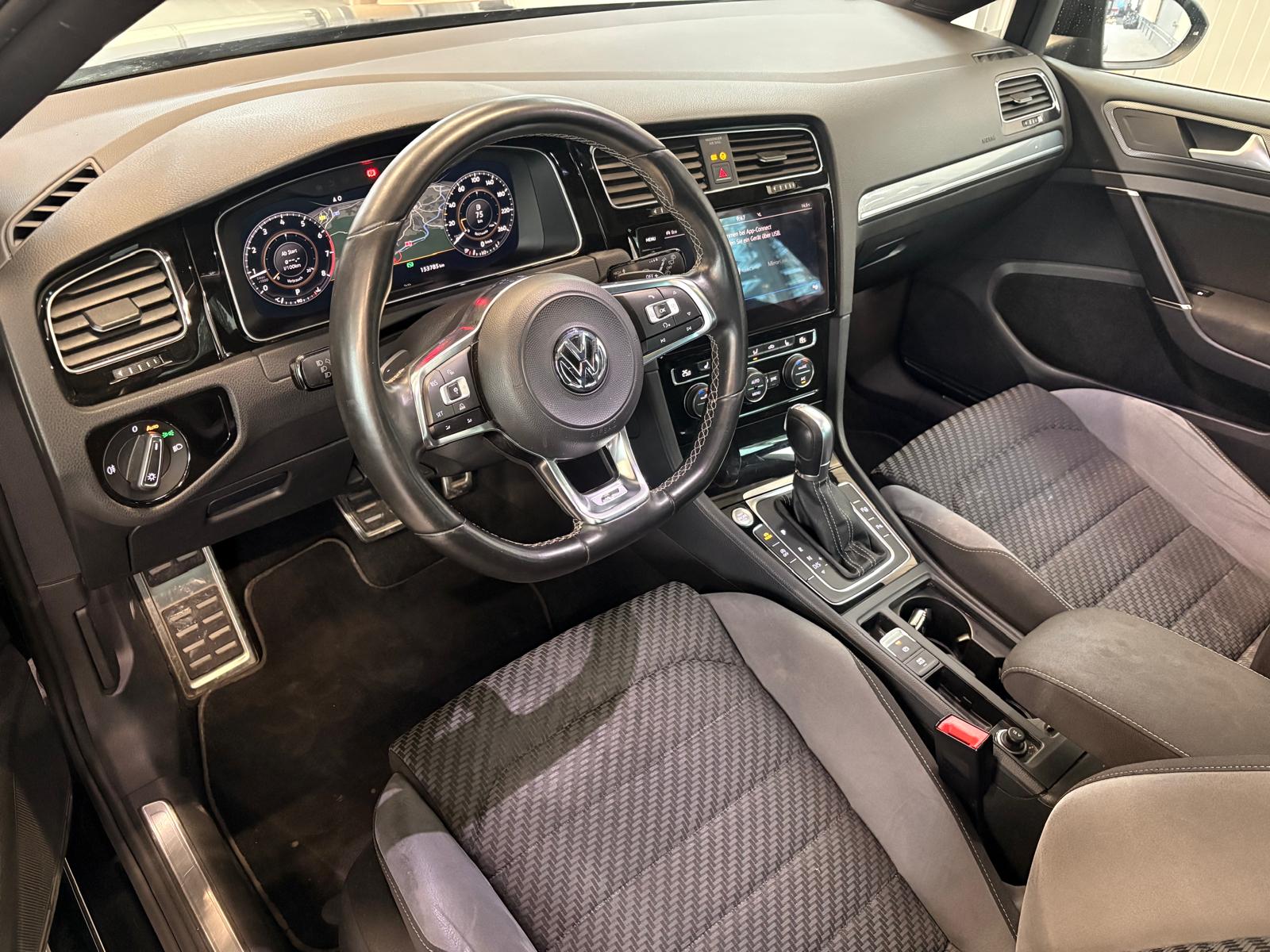 VW Golf 1.5 TSI EVO Comfortline DSG-image-5