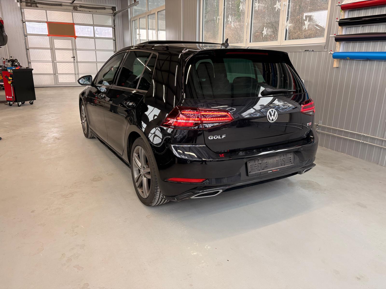 VW Golf 1.5 TSI EVO Comfortline DSG-image-1