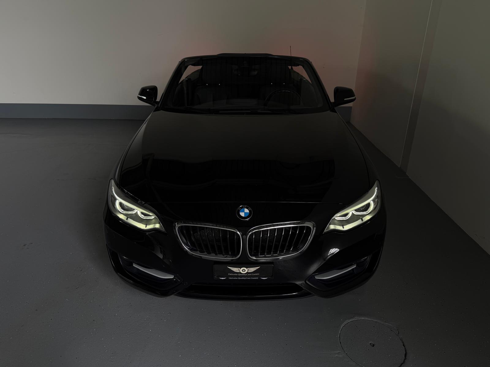 BMW 220i Sport Line Steptronic-image-5