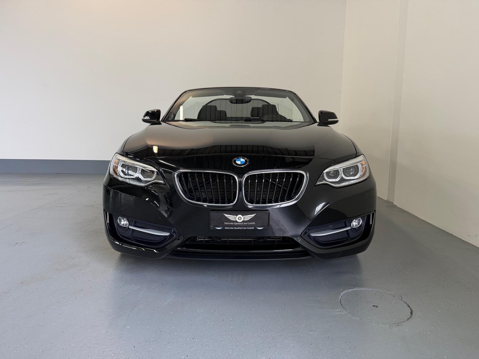 BMW 220i Sport Line Steptronic-image-4