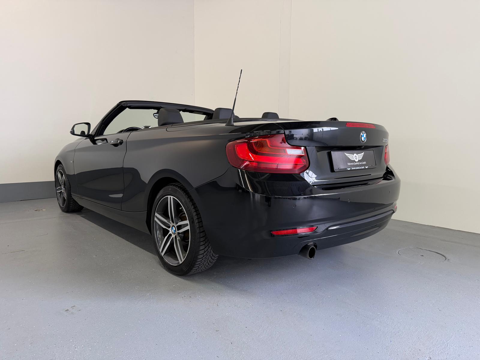 BMW 220i Sport Line Steptronic-image-11