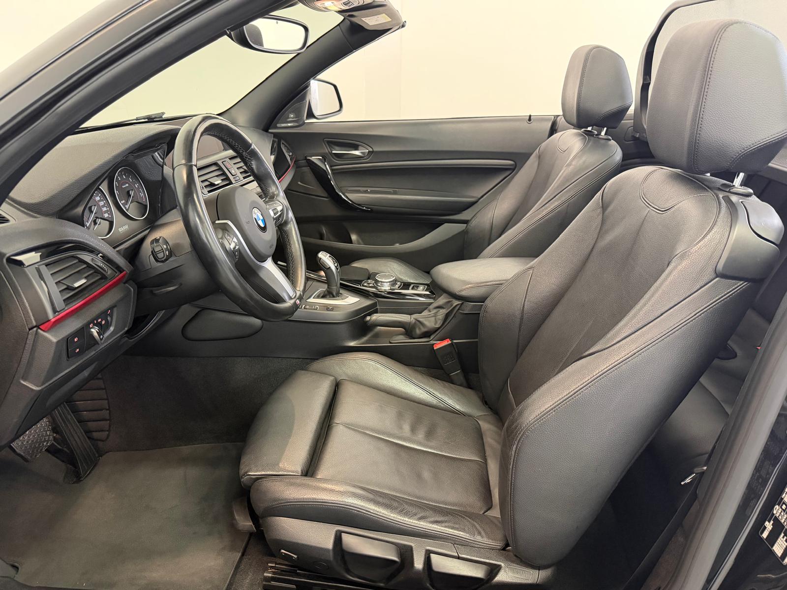 BMW 220i Sport Line Steptronic-image-21