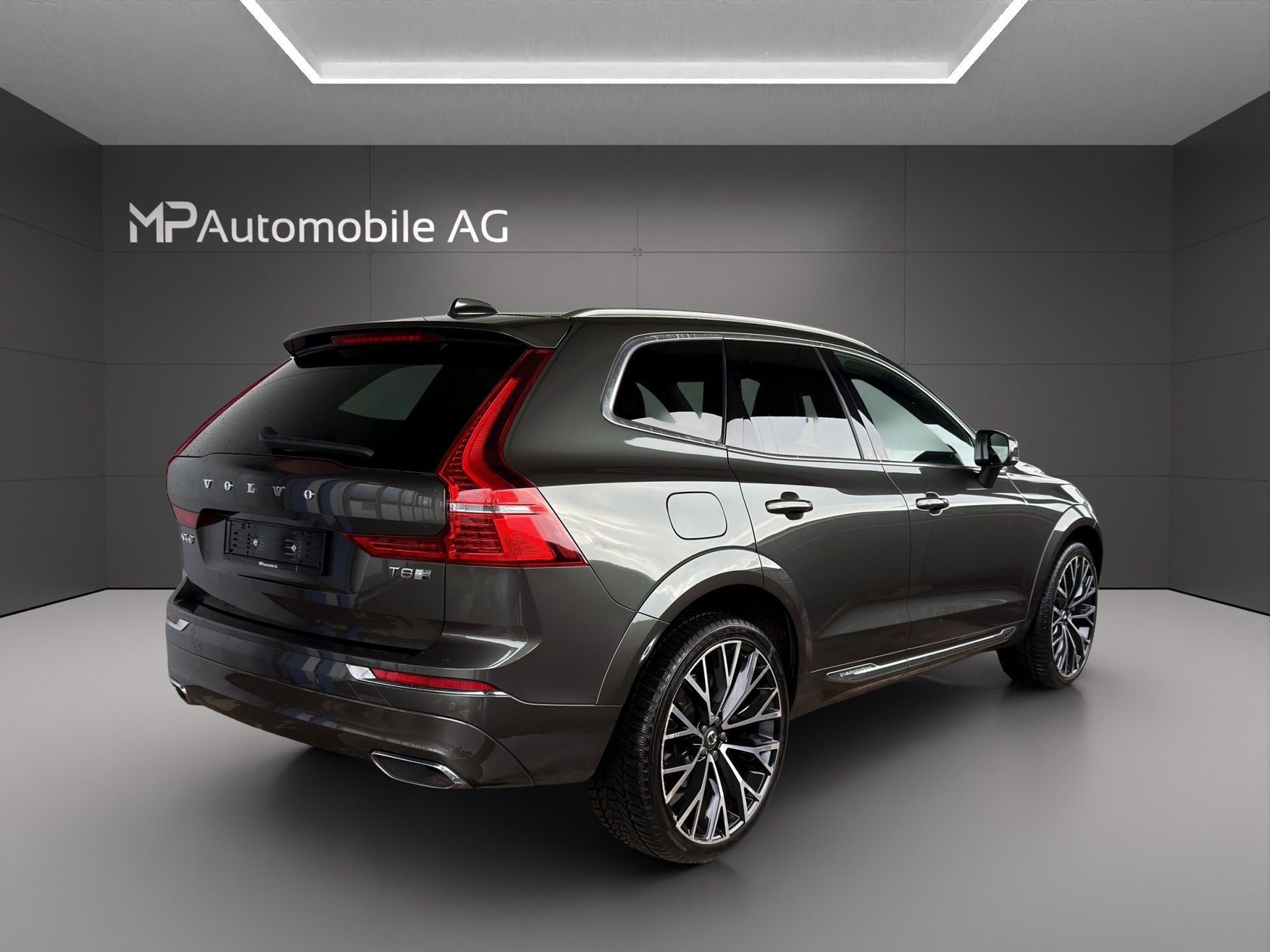 VOLVO XC60 T8 eAWD Inscription Geartronic-image-2