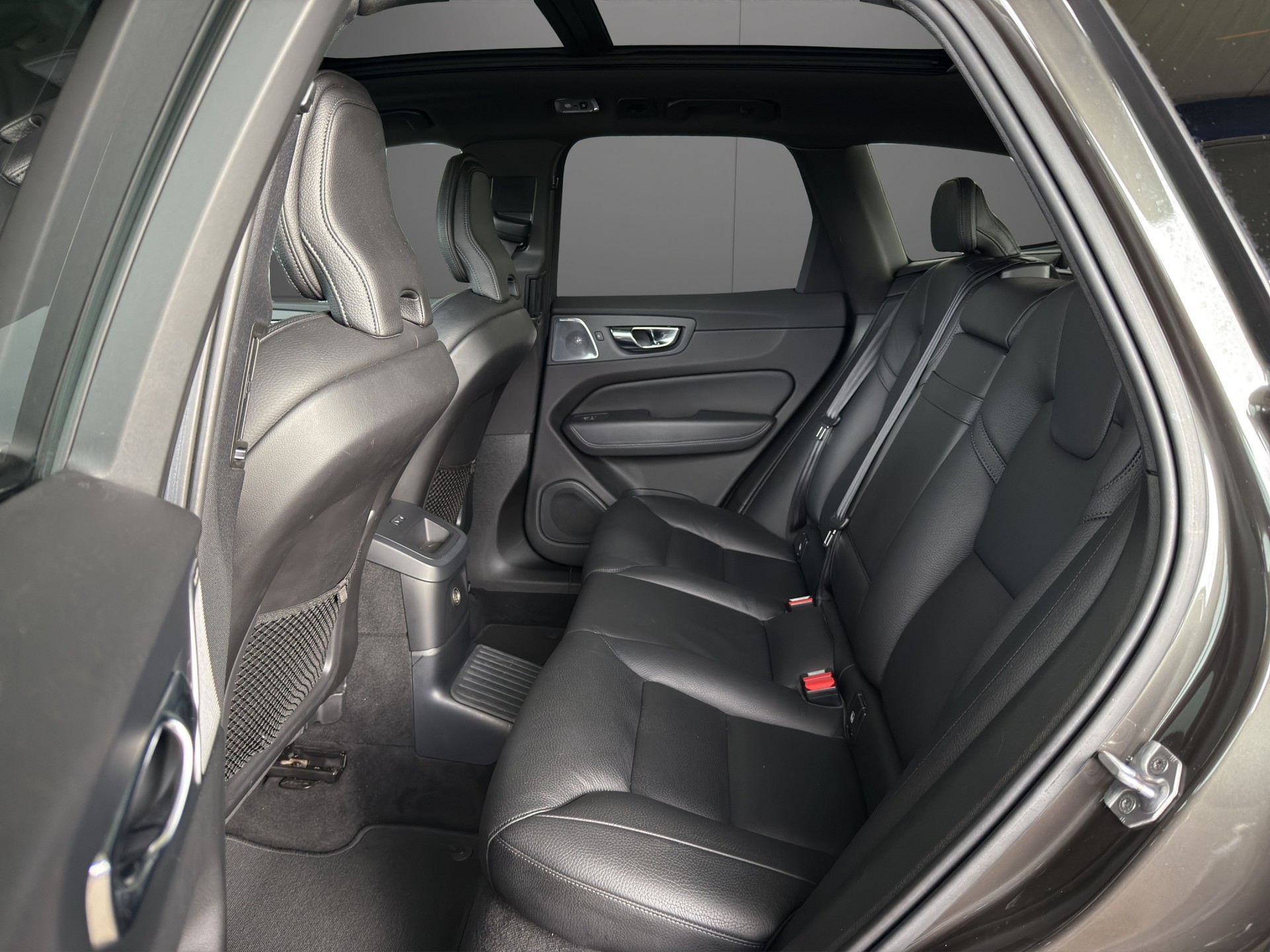 VOLVO XC60 T8 eAWD Inscription Geartronic-image-8