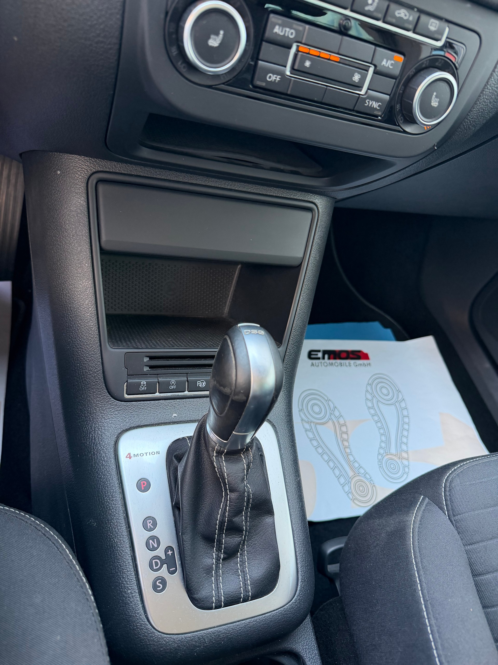 VW Tiguan 2.0 TDI BMT Cup 4Motion DSG-image-11