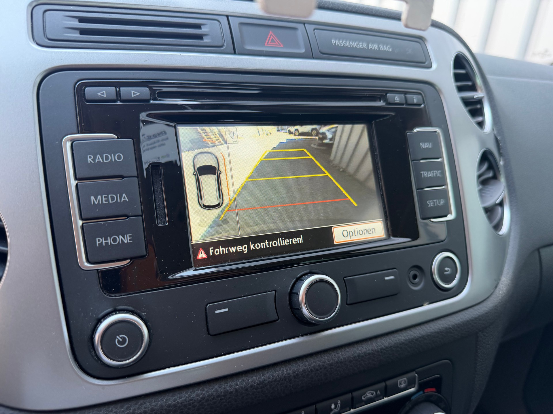 VW Tiguan 2.0 TDI BMT Cup 4Motion DSG-image-13