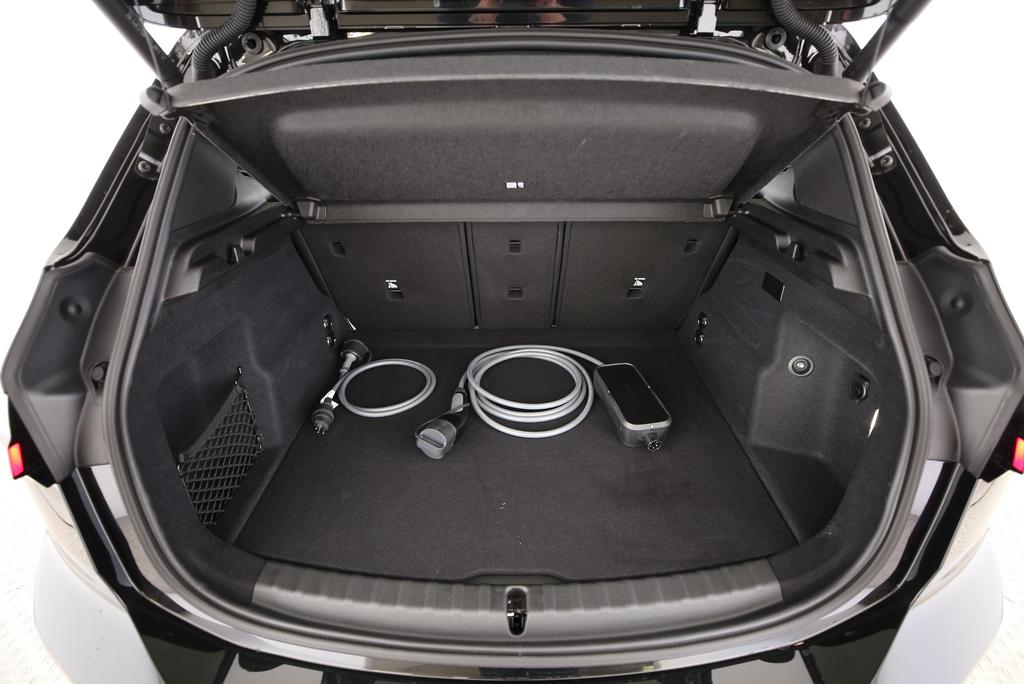 BMW 230e xDrive paddles Active Tourer-image-16