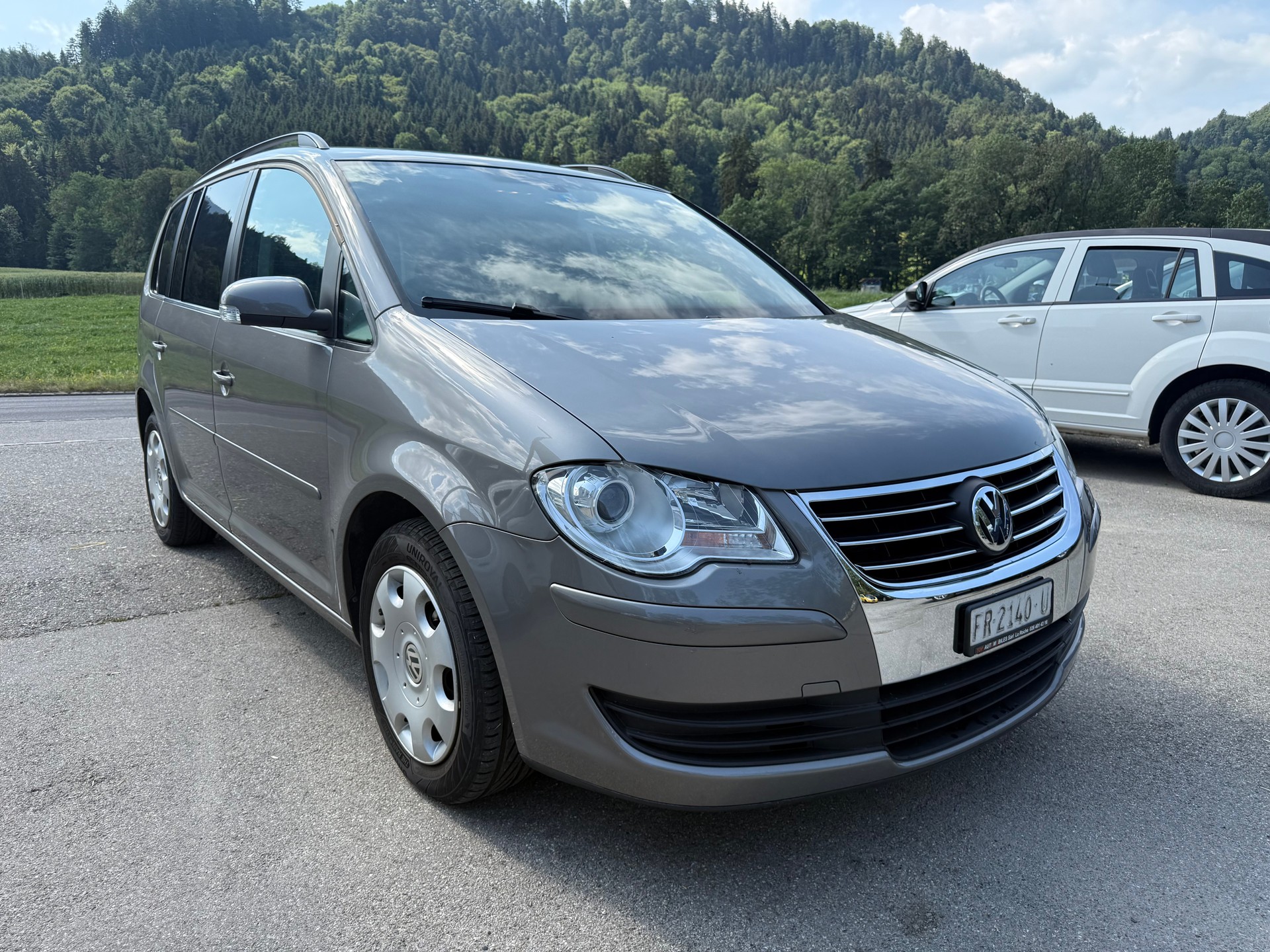 VW Touran 1.4 TSI Trendline-image-2