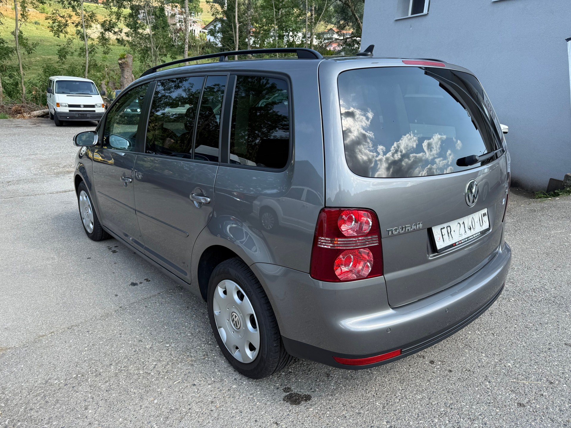 VW Touran 1.4 TSI Trendline-image-6