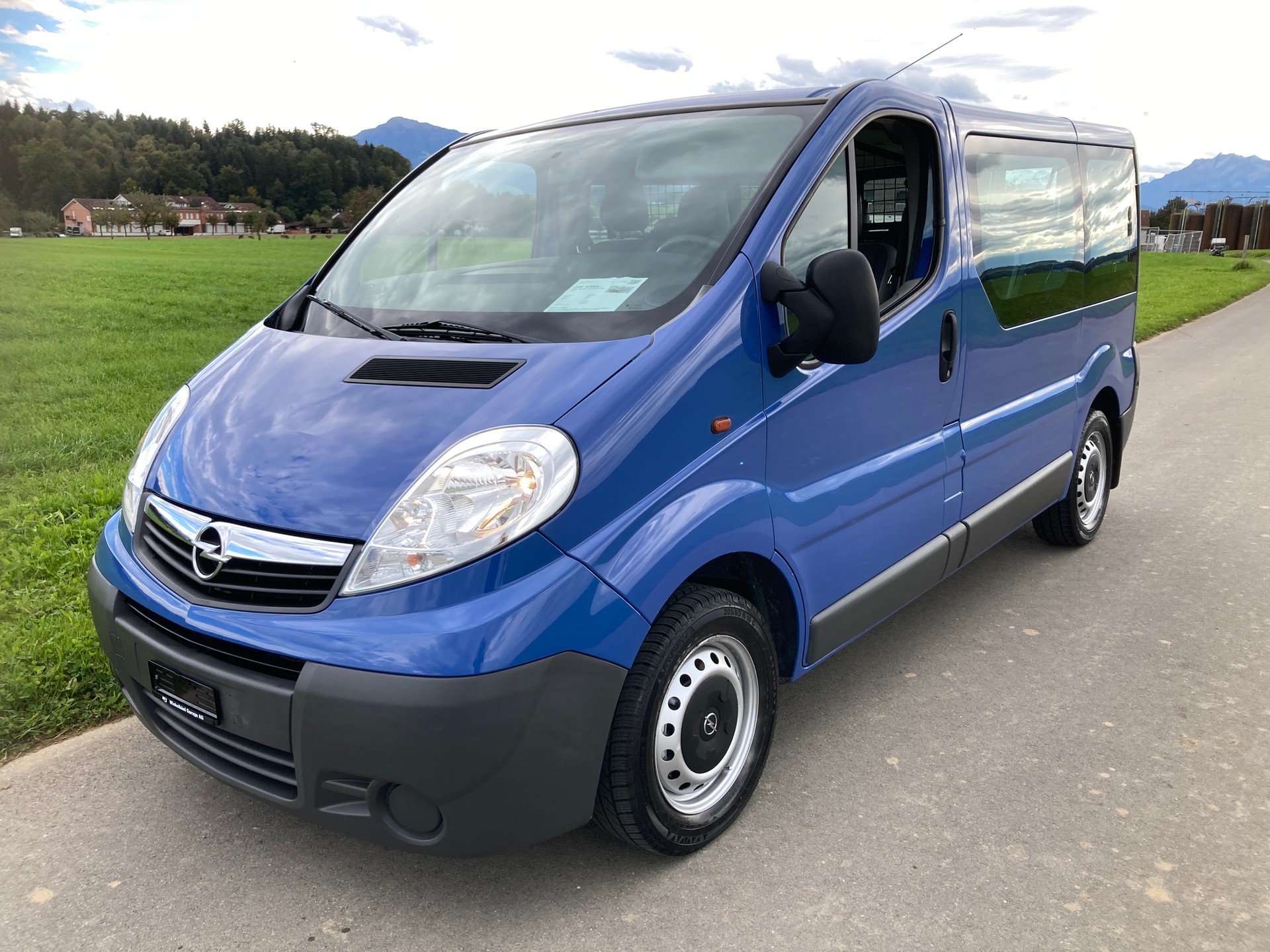 OPEL Vivaro 2.5 CDTI 2.7t