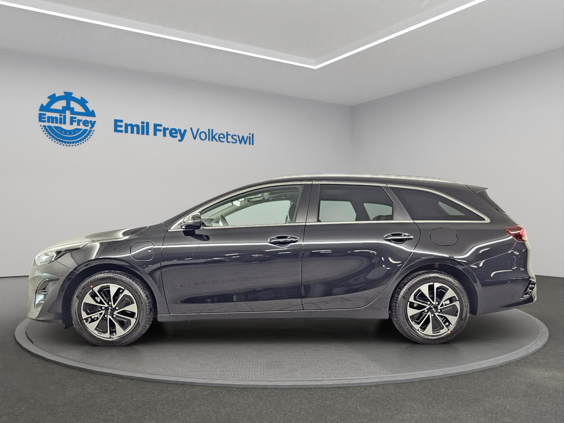KIA Ceed SW 1.6 GDi Plug-in Hybrid Style-image-1