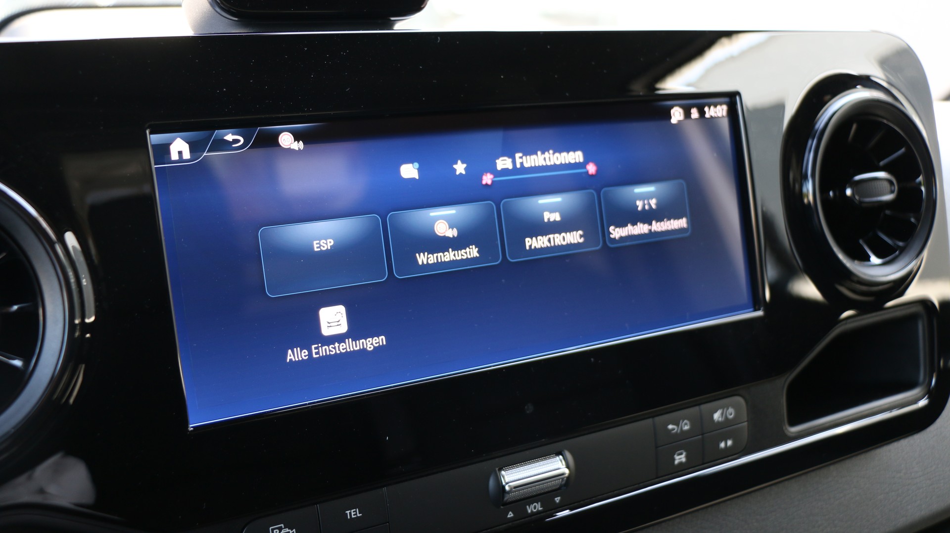 MERCEDES-BENZ Sprinter 319 CDI Pro KA 3665 WORKER 4X4-image-19