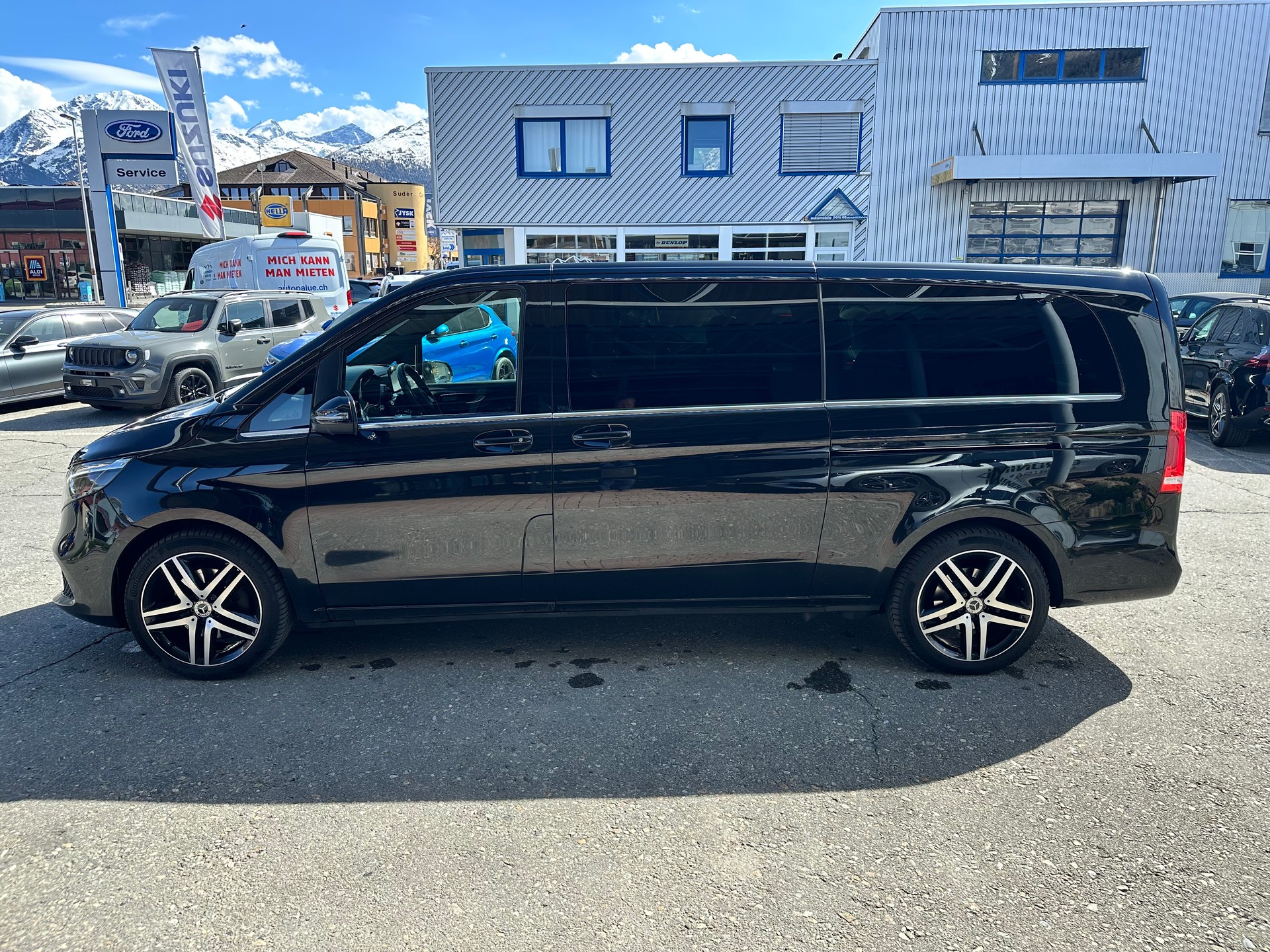 MERCEDES-BENZ V 250 d Avantgarde Extra Lang 4matic-image-5