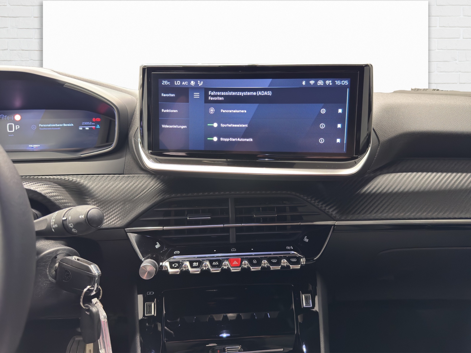 PEUGEOT 2008 1.2 PureTech 130 Allure-image-8