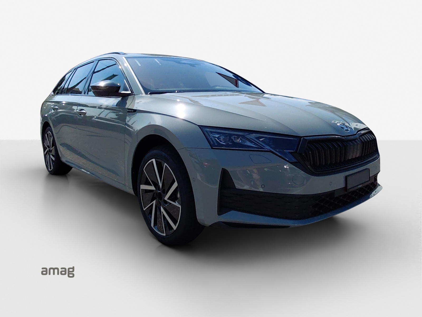 SKODA Octavia Combi 1.5 TSI mHEV DSG Sport Line-image-5