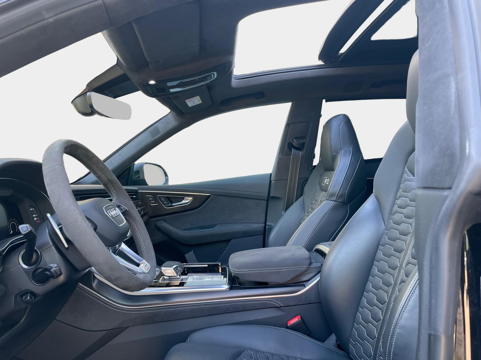 AUDI RSQ8 performance quattro-image-4