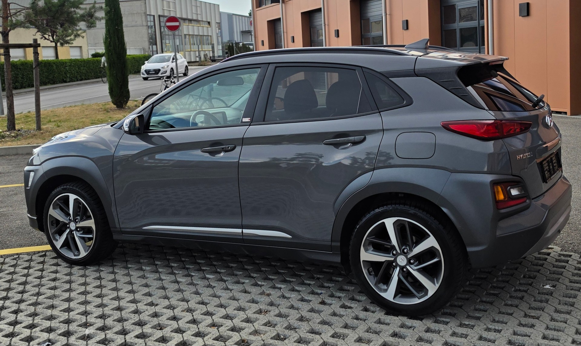HYUNDAI Kona 1.6 CRDI Origo 4WD DCT-image-7