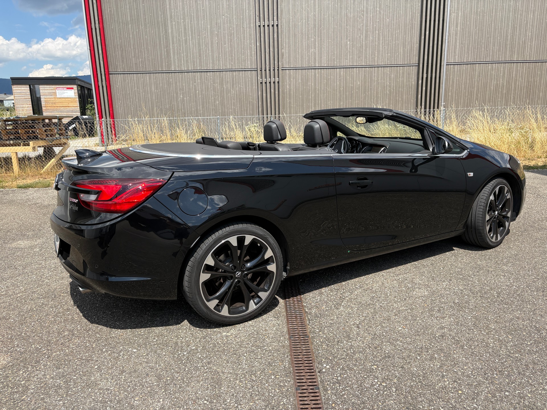 OPEL CASCADA-image-0
