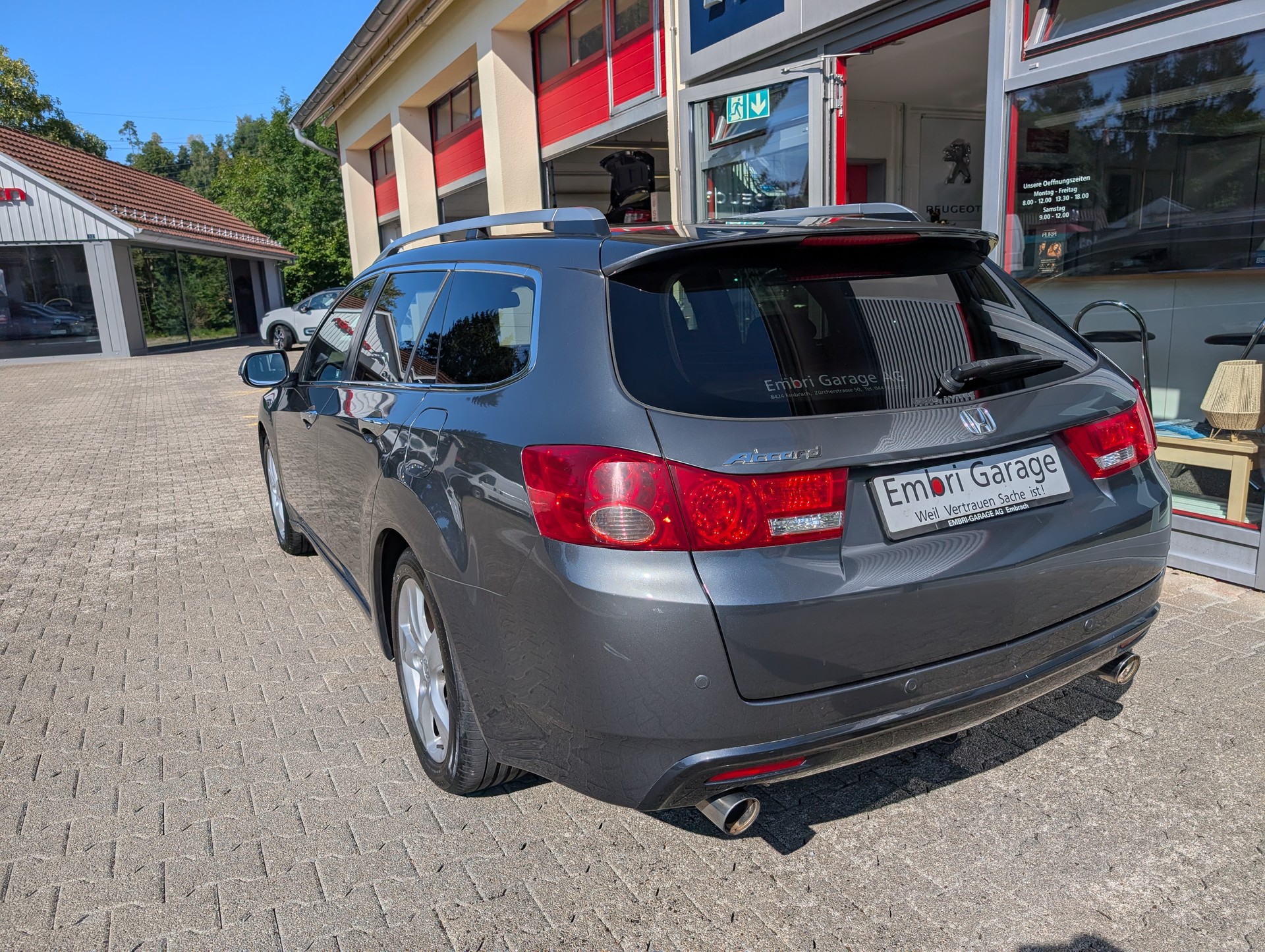 HONDA Accord Tourer 2.4i 16V Executive Automatic-image-4