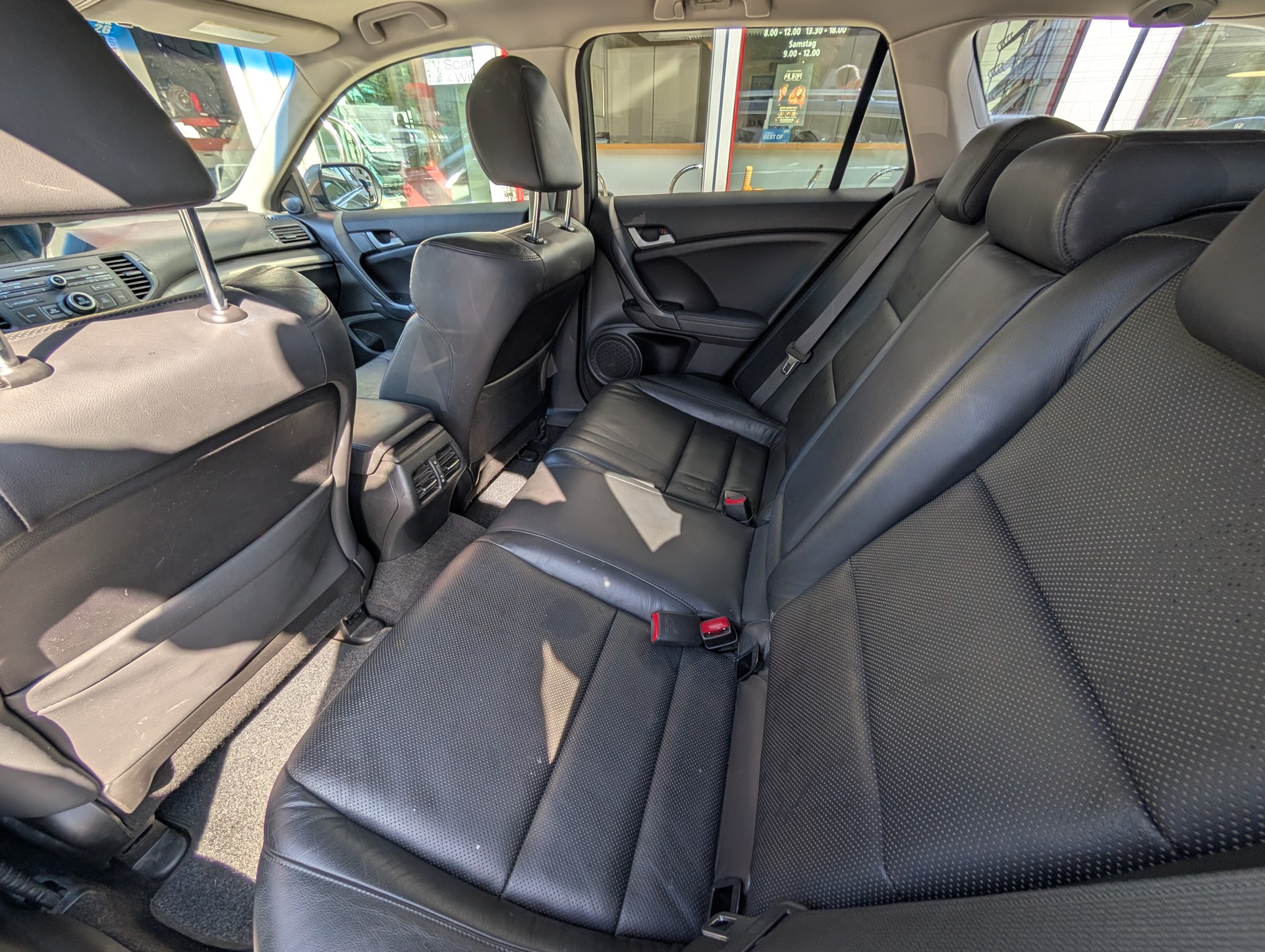 HONDA Accord Tourer 2.4i 16V Executive Automatic-image-9