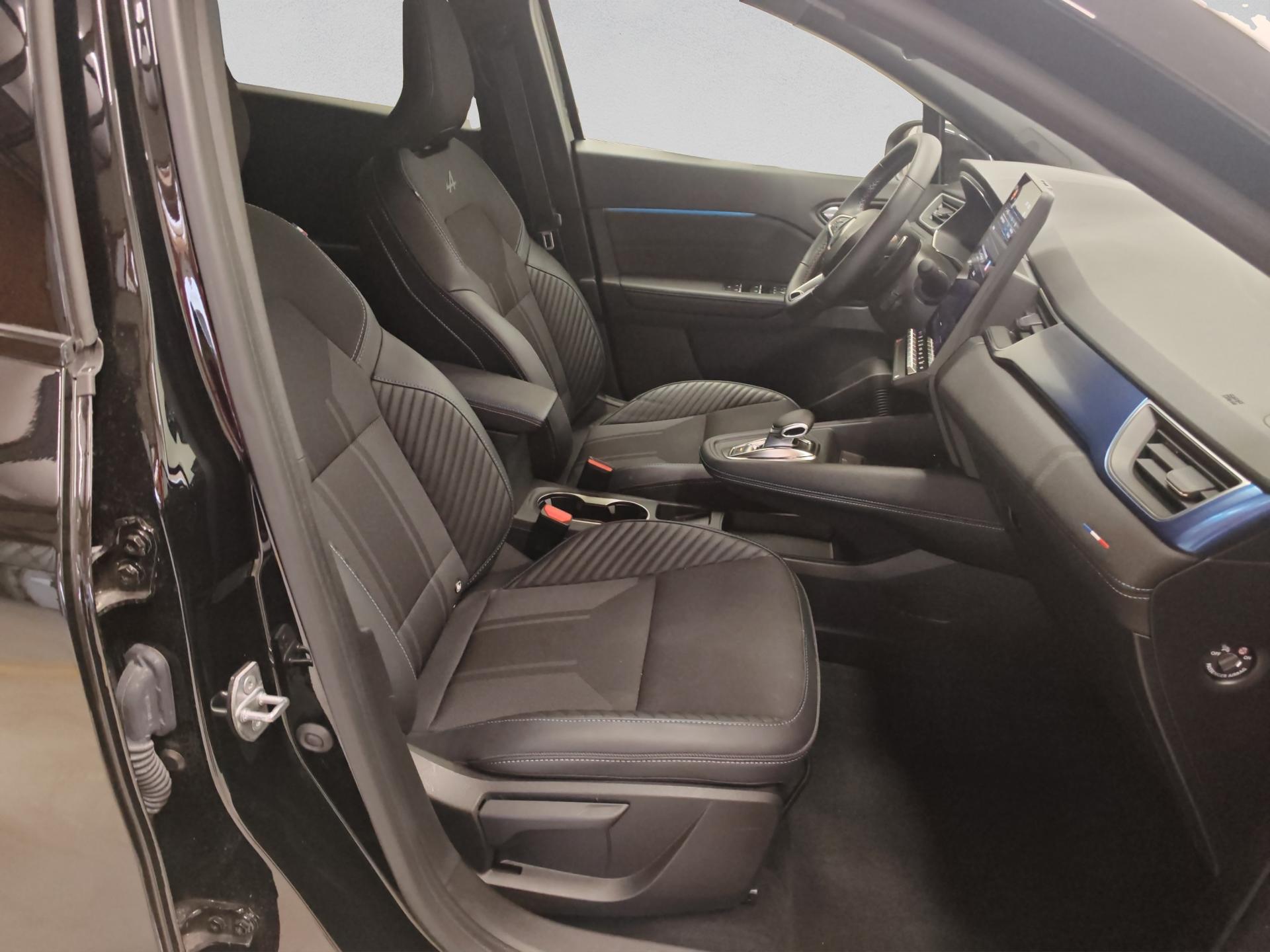 RENAULT Captur 1.3 TCe Esprit Alpine EDC-image-16
